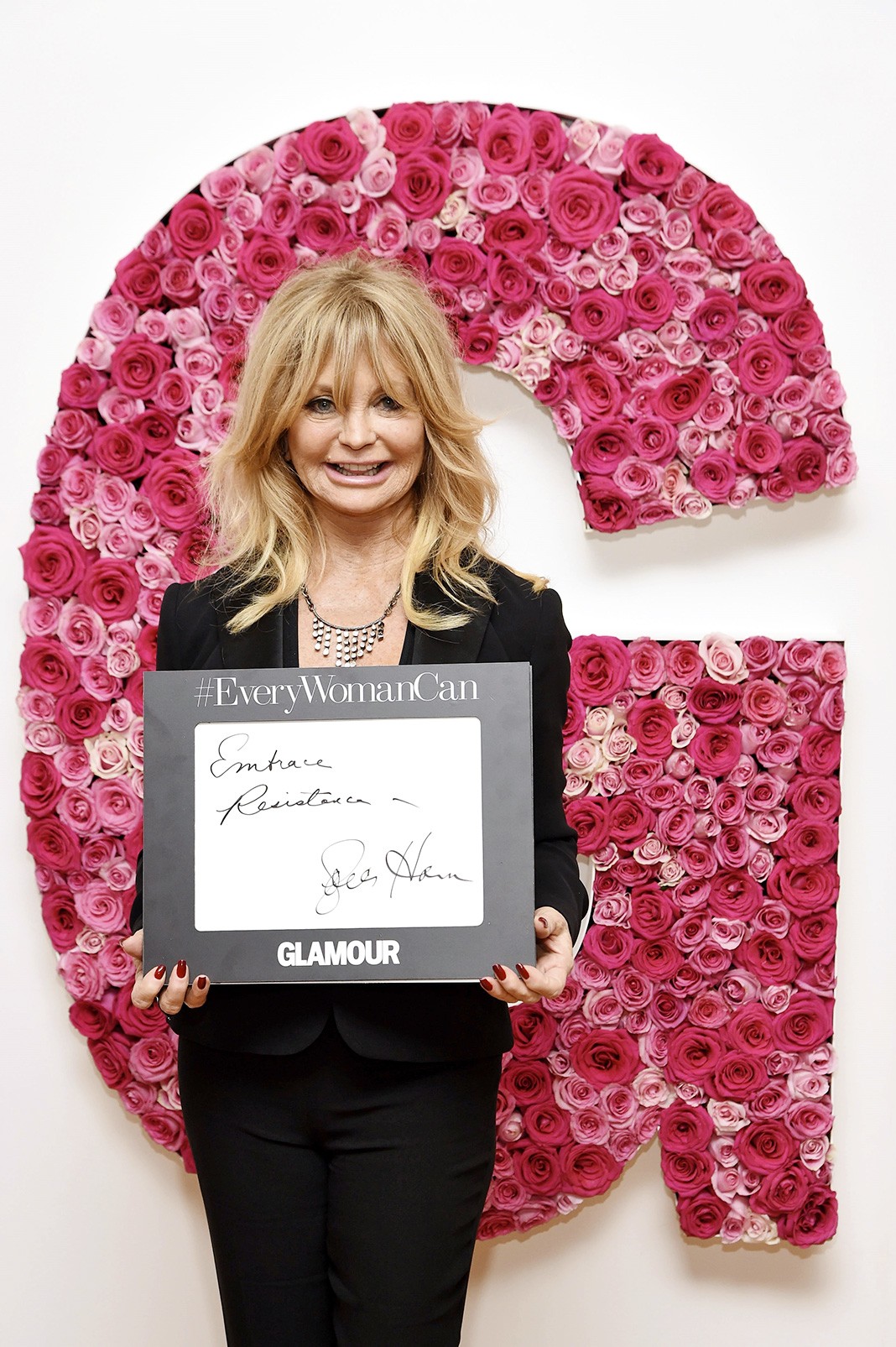 За кулисами церемонии вручения премии «Glamour Women of the Year Awards» в Нью-Йорке, 9 ноября 2015 г.