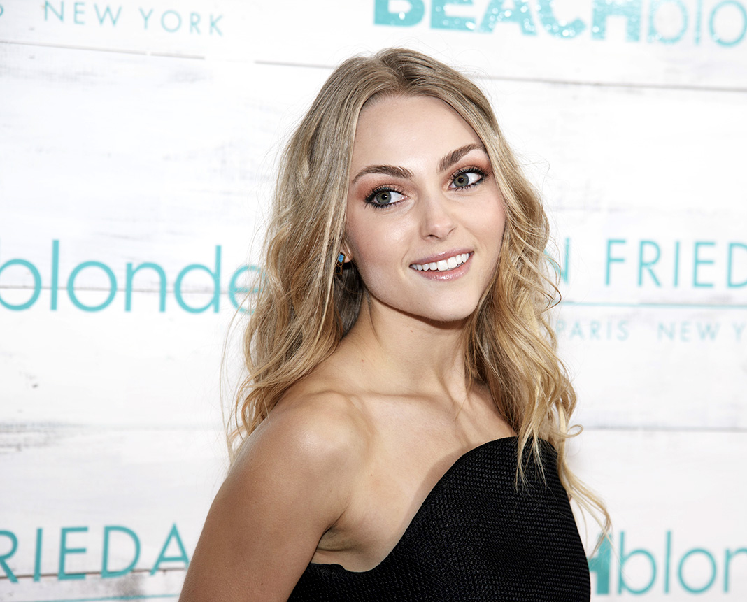 На вечеринке John Frieda Hair Care Beach Blonde Collection