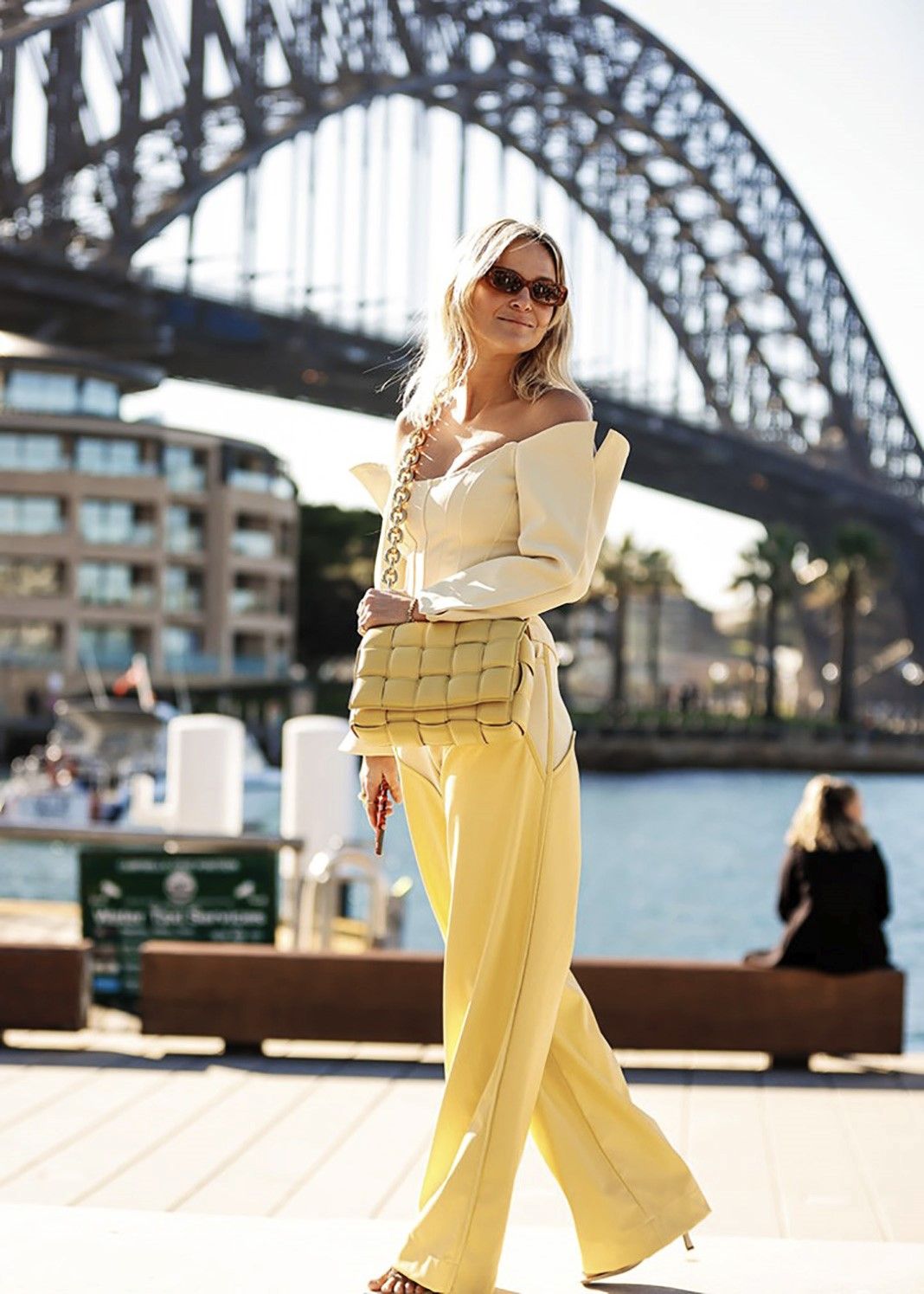 Street Style Australian Fashion Week Resort 22 22