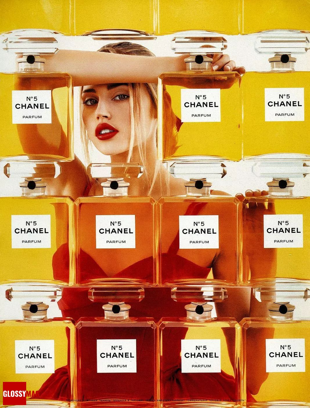 Актриса Эстелла Уоррен в рекламной кампании Chanel N°5 Эстелла Уоррен в рекламной кампании Chanel N°5