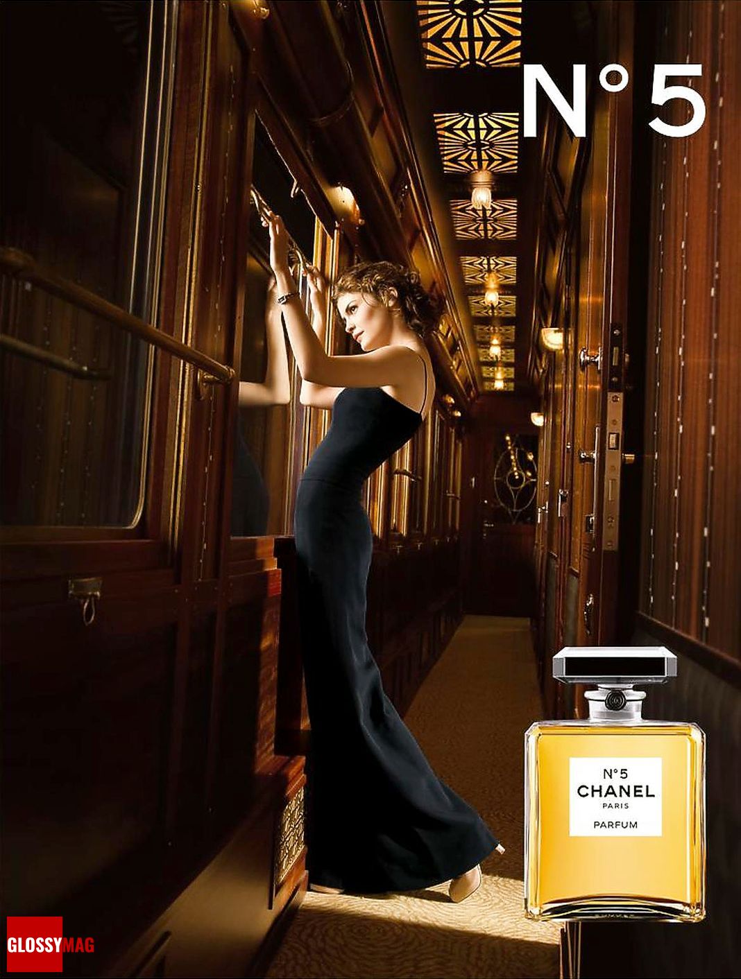 актриса Одри Тоту в рекламной кампании Chanel N°5, 2009 г. Одри Тоту в рекламной кампании Chanel N°5, 2009 г.