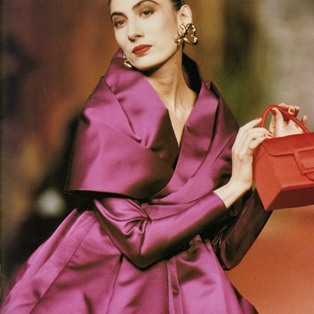 шоу кутюрной коллекции Christian Lacroix сезона Осень Зима 1987-88