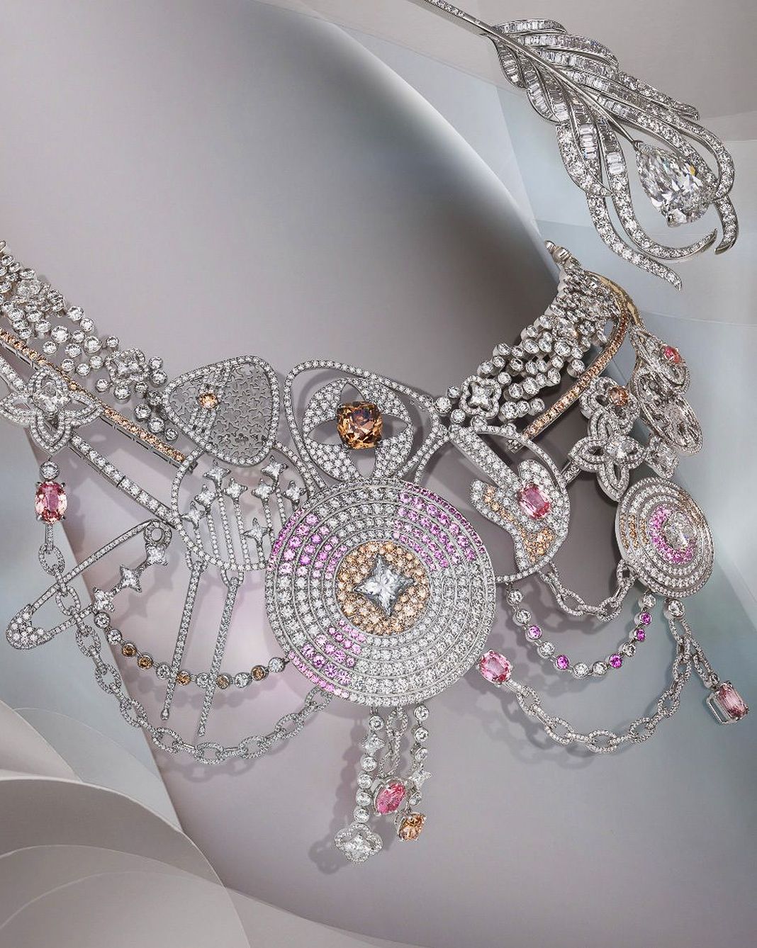 Louis Vuitton, колье из коллекции L'Âme du Voyage