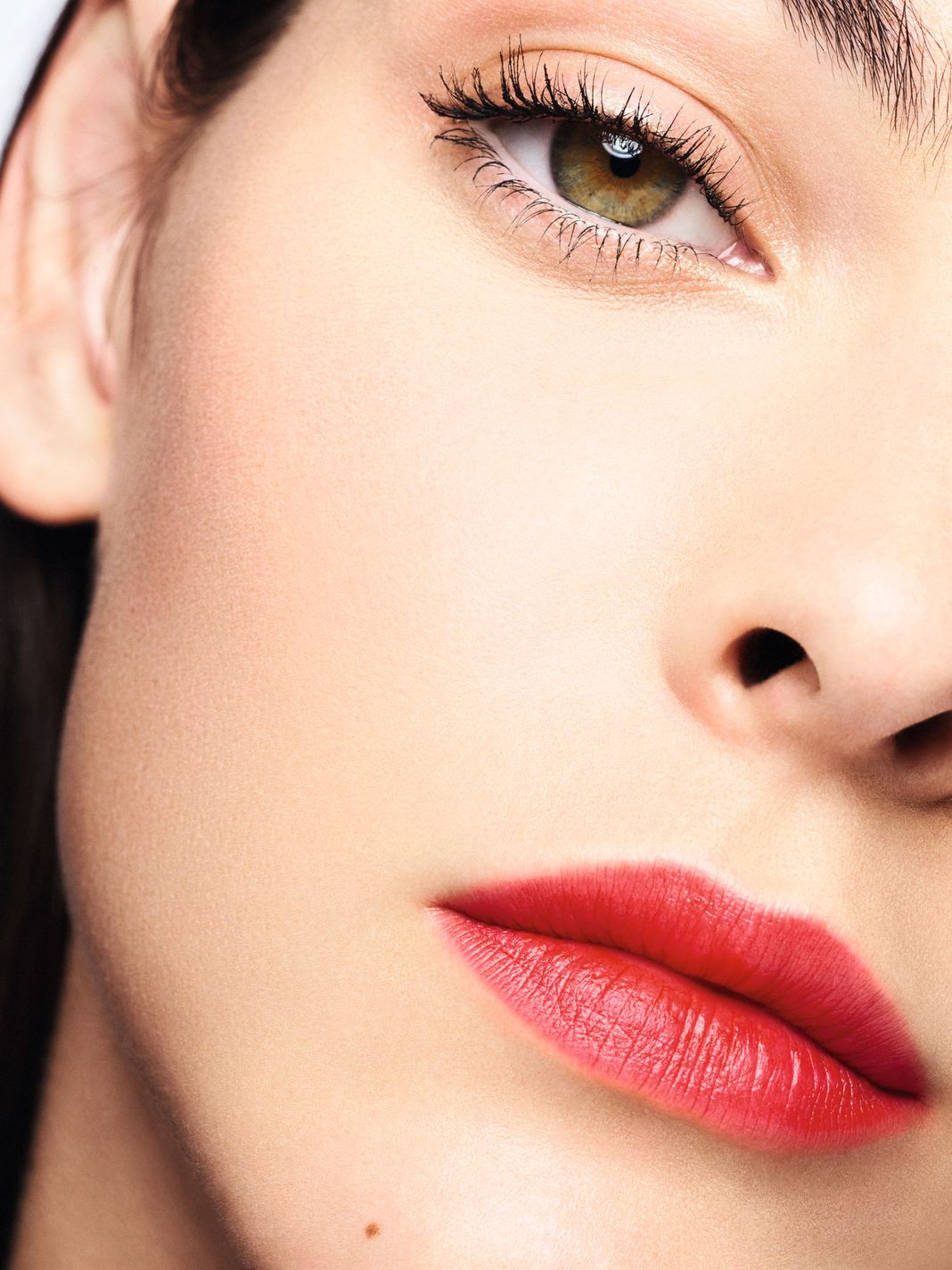Chanel Ultra Le Teint Chanel, тональный флюид Ultra Le Teint