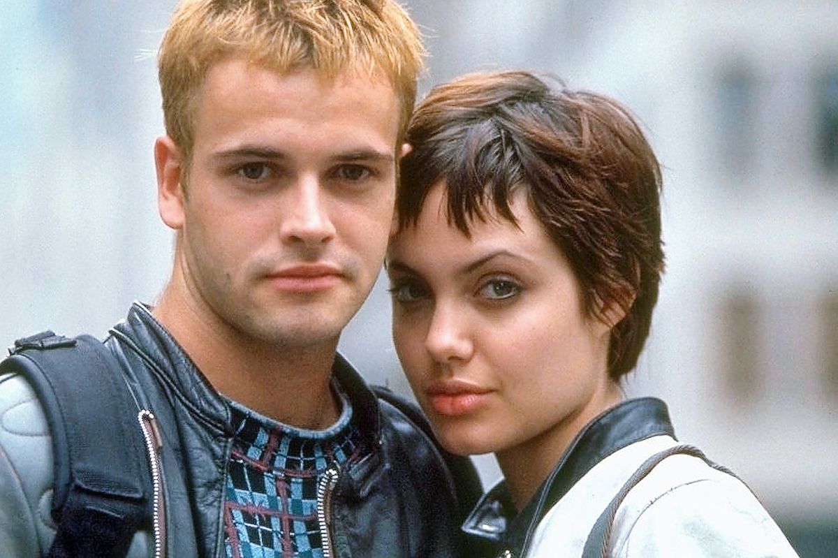 Джонни Ли Миллер, Анджелина Джоли в фильме «Хакеры», 1995 г.