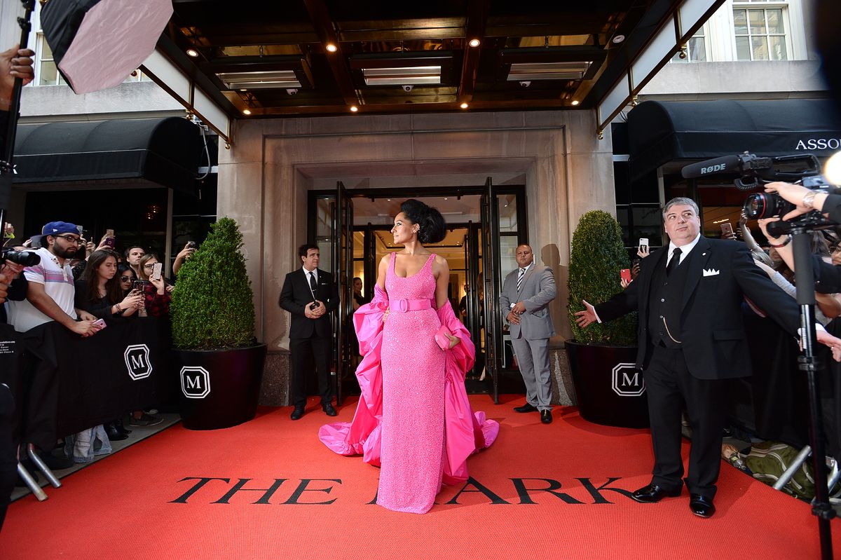 Трейси Эллис Росс на торжественном мероприятии Met Gala 2018 в Нью-Йорке, 7 мая 2018 г. На торжественном мероприятии Met Gala 2018