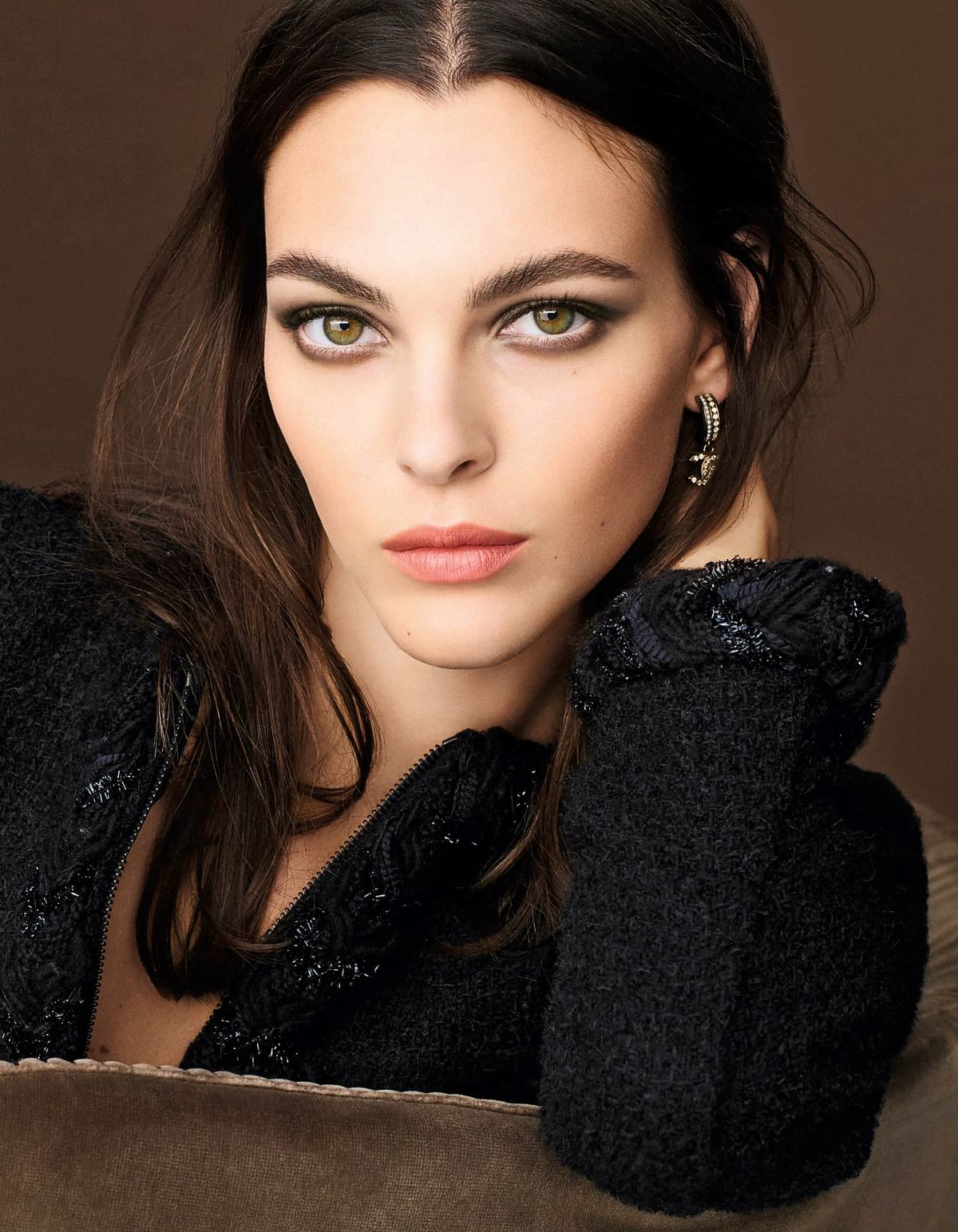 Chanel, стойкий карандаш 3-в-1 Stylo Ombre et Contour стойкий карандаш 3-в-1 Stylo Ombre et Contour Chanel