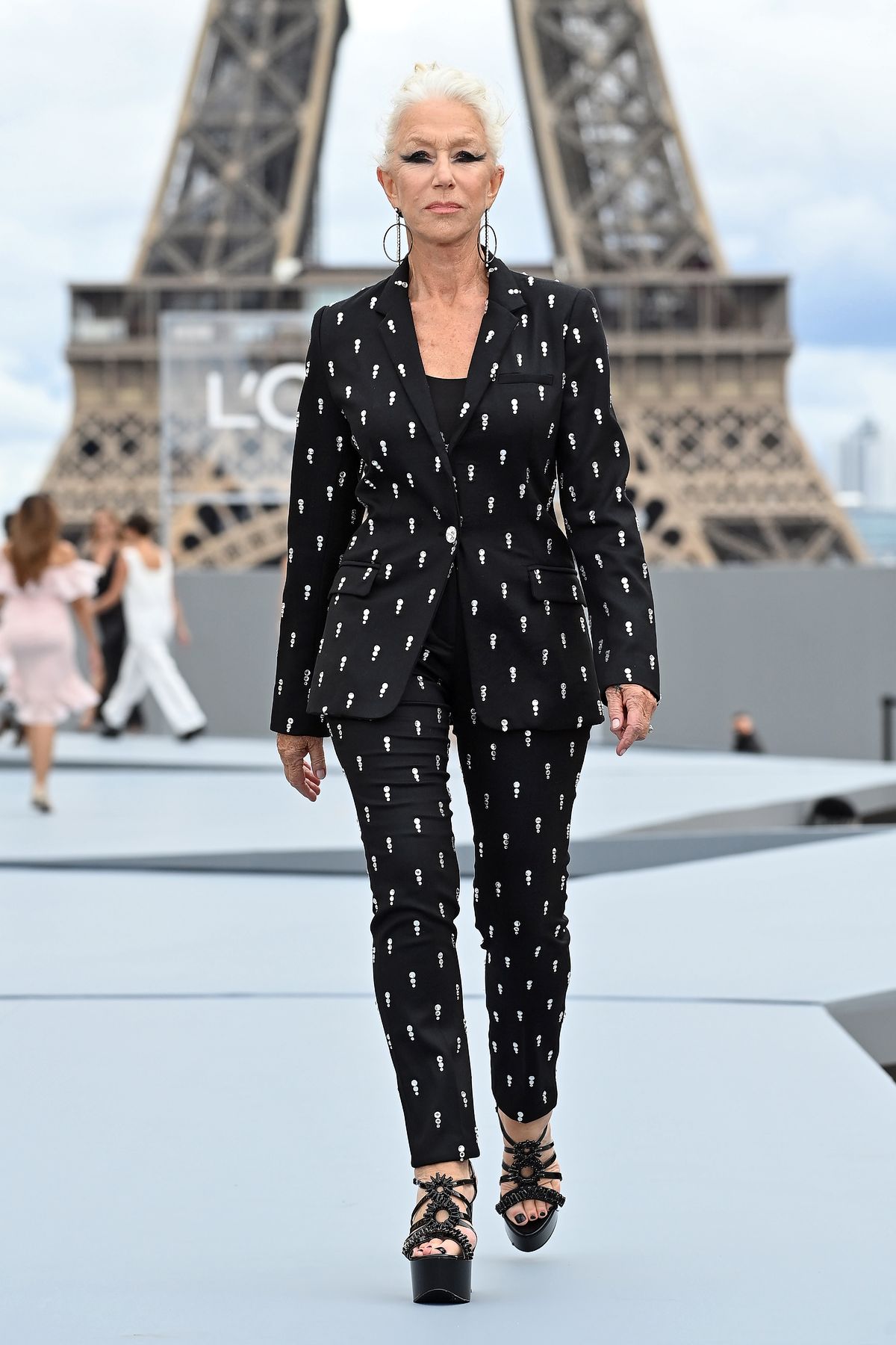 Хелен Миррен на шоу Le Défilé L’Oréal Paris, фото 1