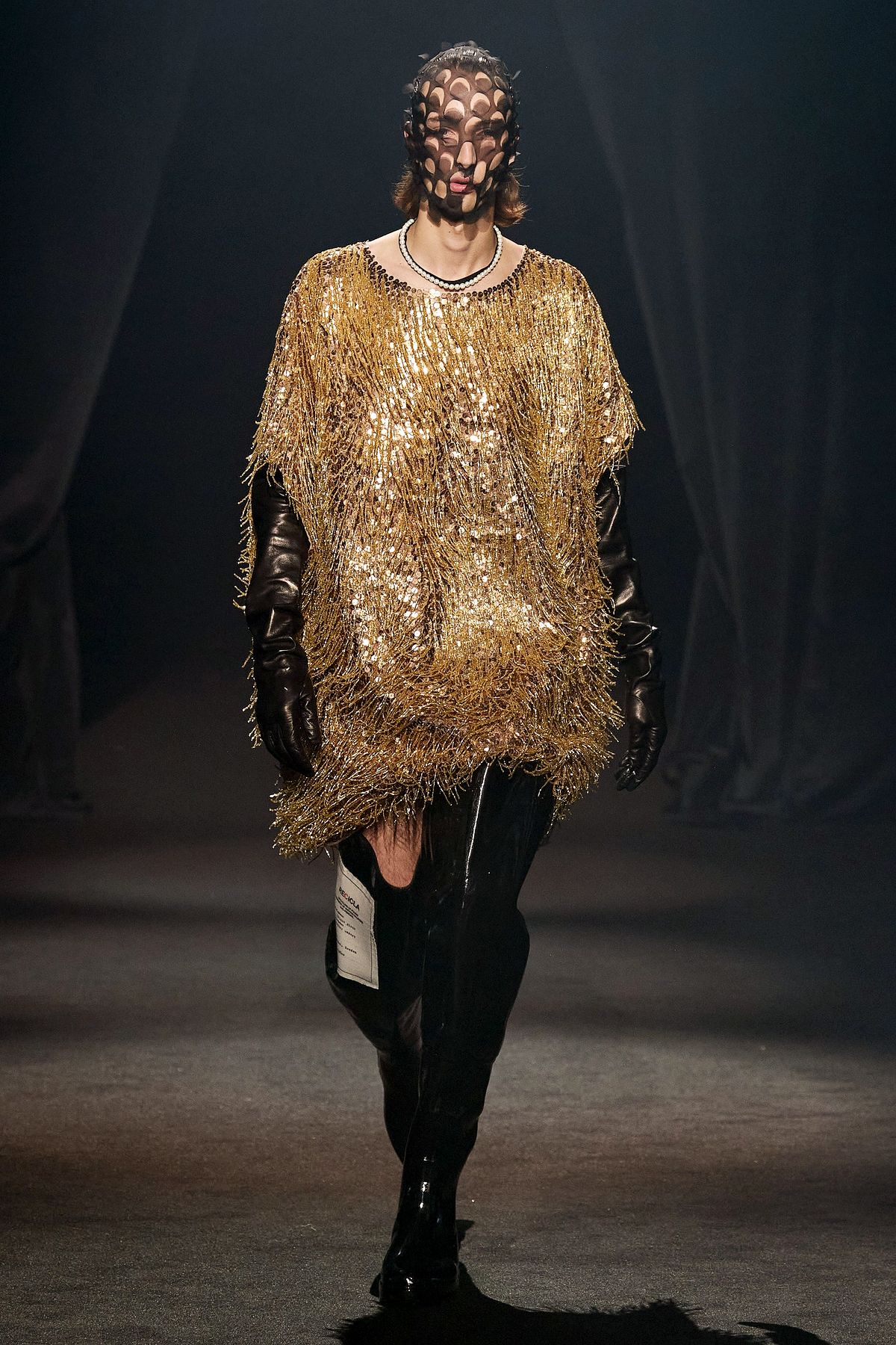 Maison Margiela, дизайнер Джон Гальяно на шоу «Love Brings Love»