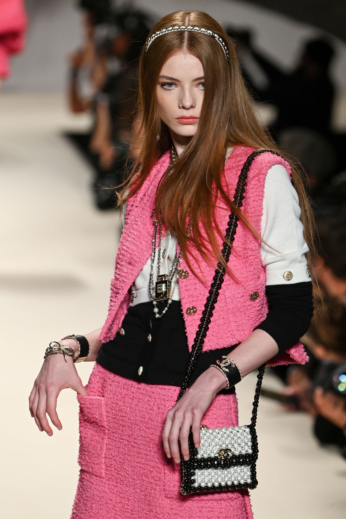 Крупным планом: детали шоу Chanel Весна/Лето 2022, фото 26 Шоу Chanel Весна/Лето 2022, фото 26