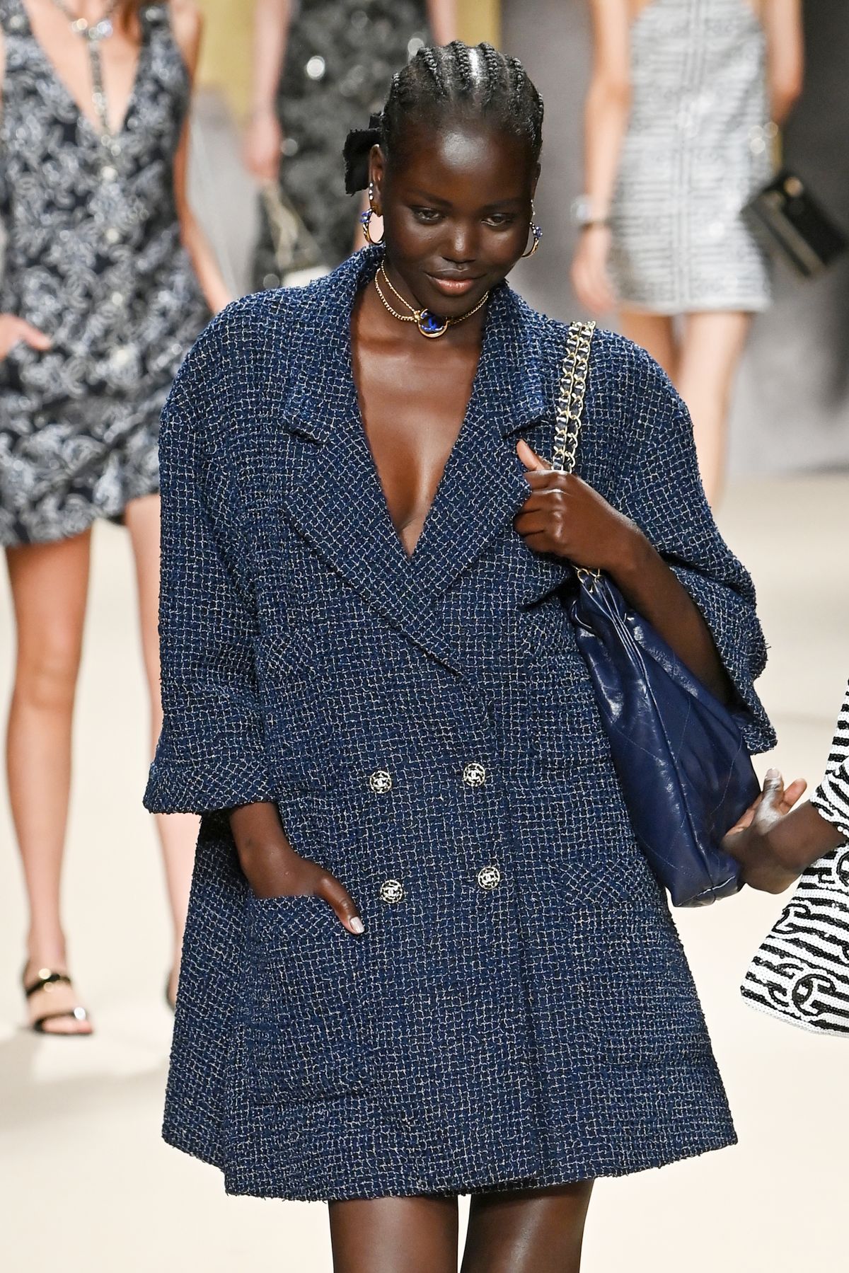 Крупным планом: детали шоу Chanel Весна/Лето 2022, фото 30 Шоу Chanel Весна/Лето 2022, фото 30