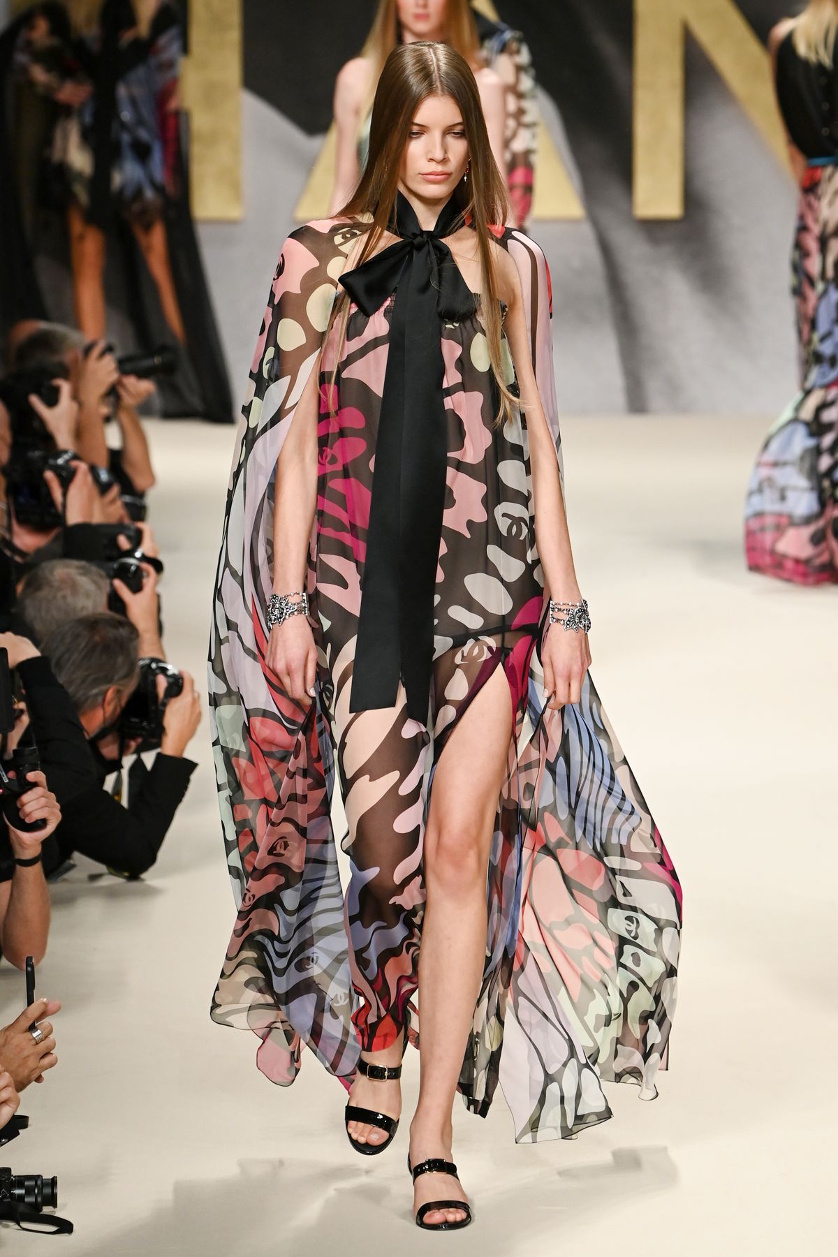 Крупным планом: детали шоу Chanel Весна/Лето 2022, фото 34 Шоу Chanel Весна/Лето 2022, фото 34