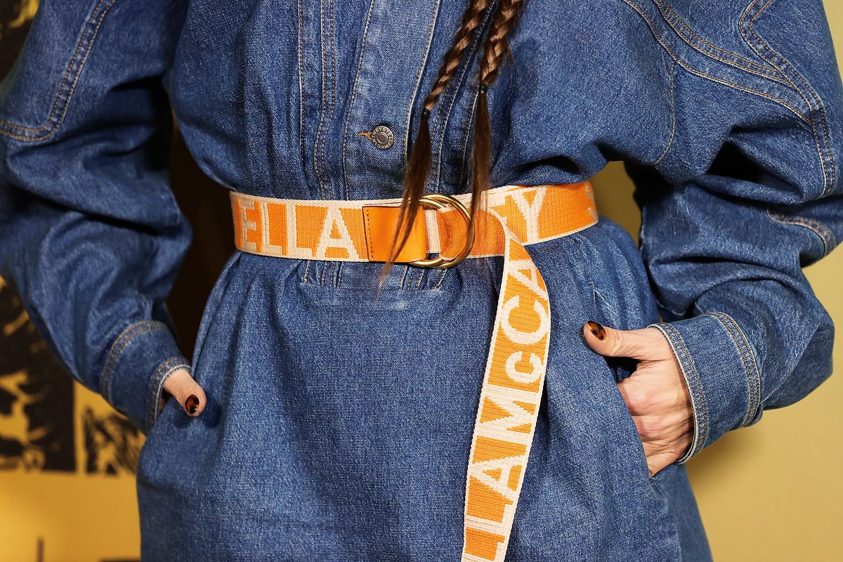 Алессандра Амбросио на шоу капсульной коллекции Stella McCartney «Get Back» в Лос-Анджелесе, 18 ноября 2021 г., фото 3 Алессандра Амбросио на шоу капсульной коллекции Stella McCartney «Get Back», фото 3