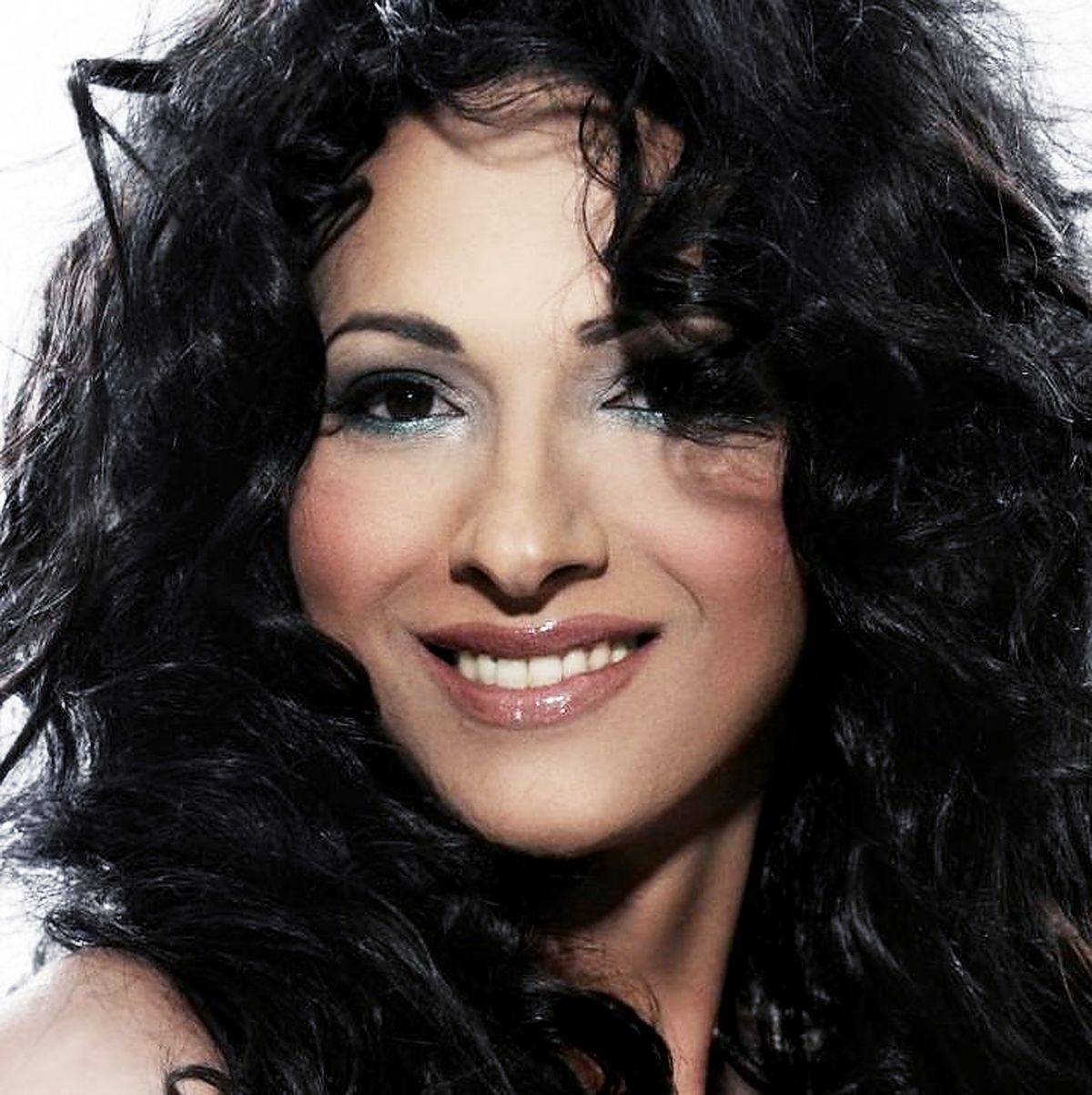 Дана Интернэшнл после операции