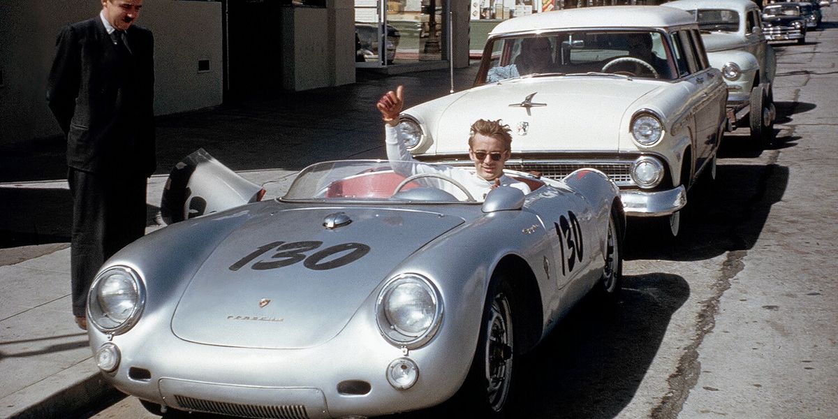 Джеймс Дин в своем Porsche 550 Spyder