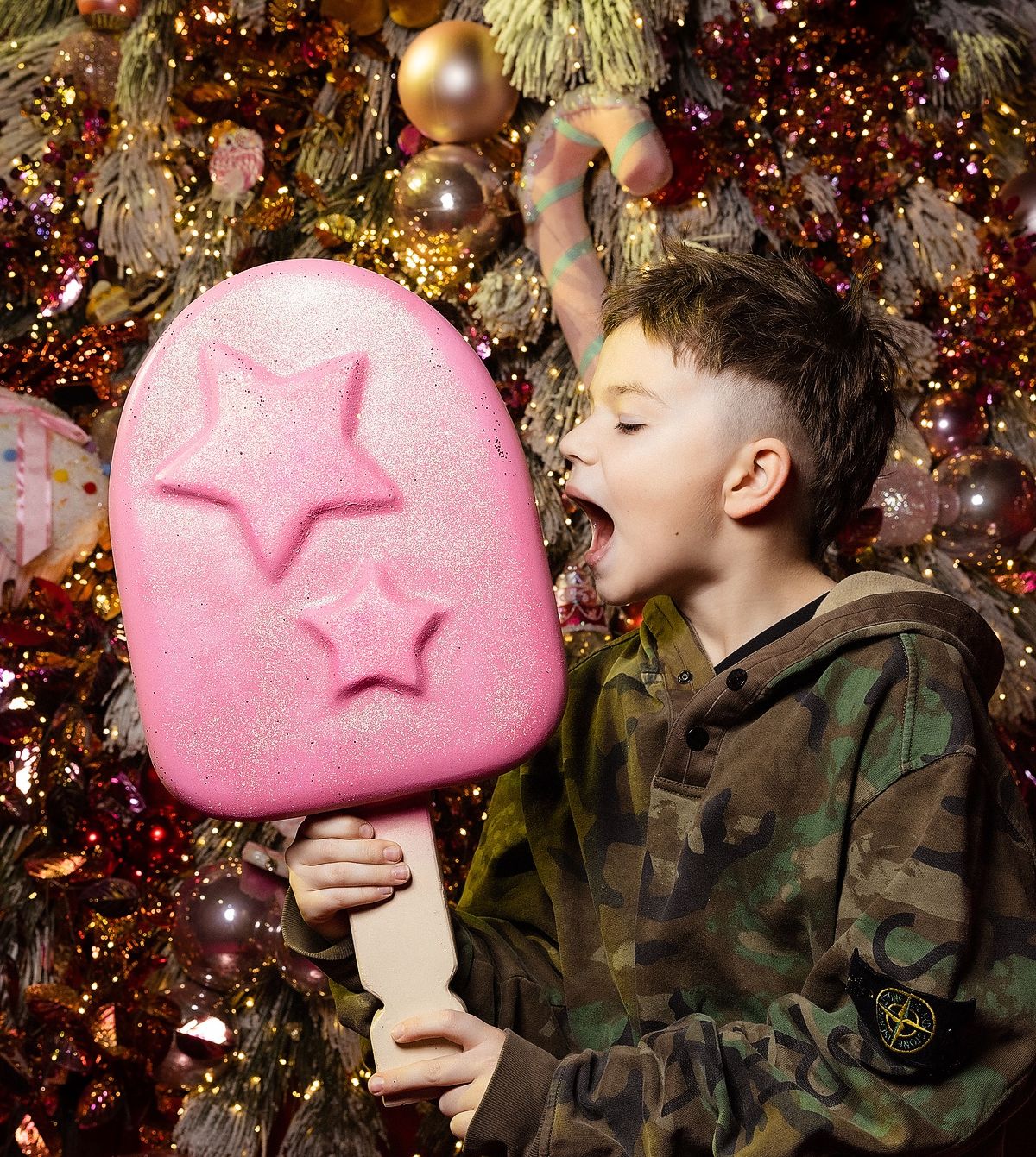 Коля Зверьков на детской елке в Галереях «Времена Года»