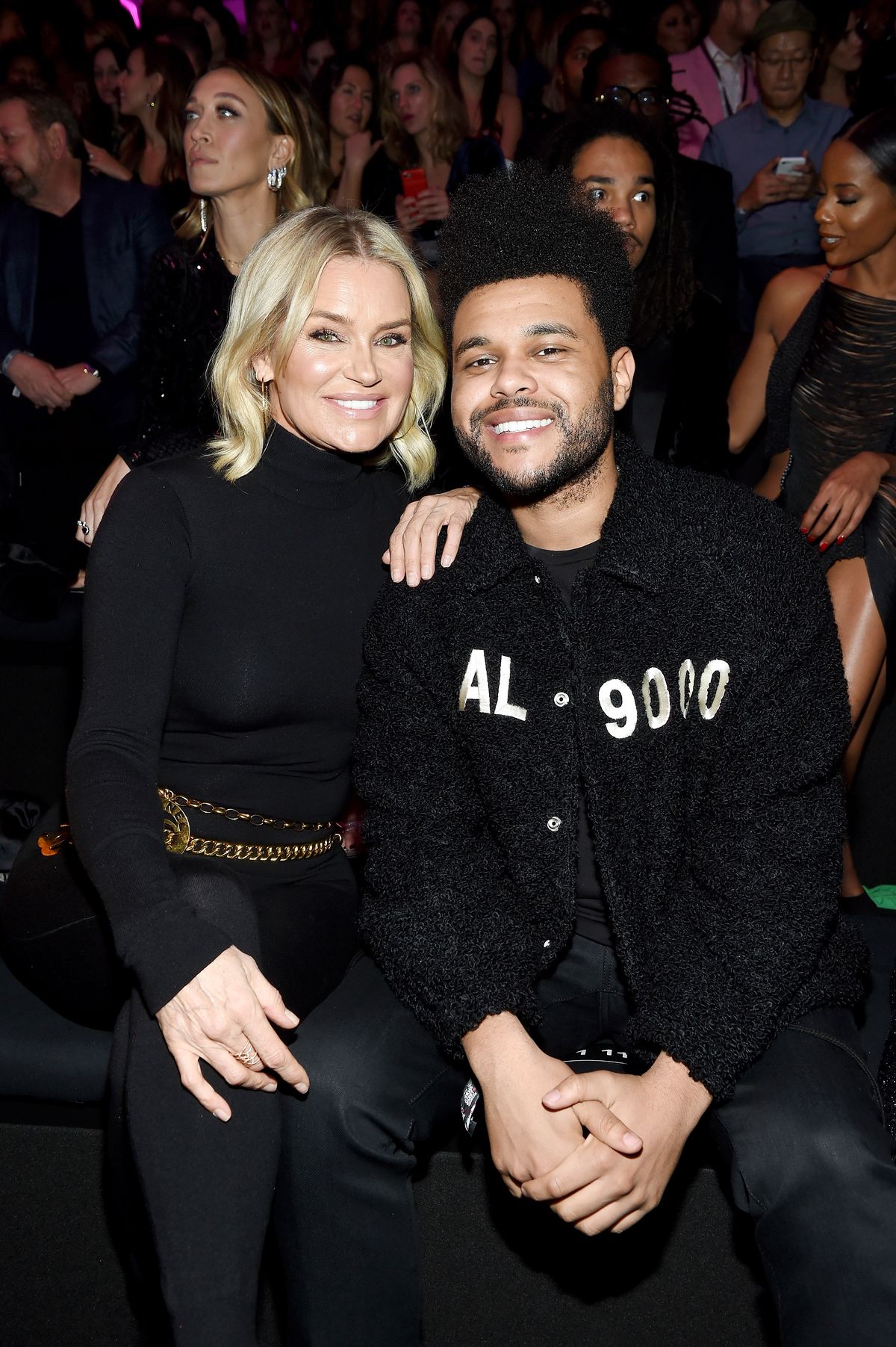 Иоланда Хадид и The Weeknd на показе Victoria’s Secret Fashion Show в Нью-Йорке, 8 ноября 2018 г. Иоланда Хадид и The Weeknd на показе Victoria’s Secret Fashion Show