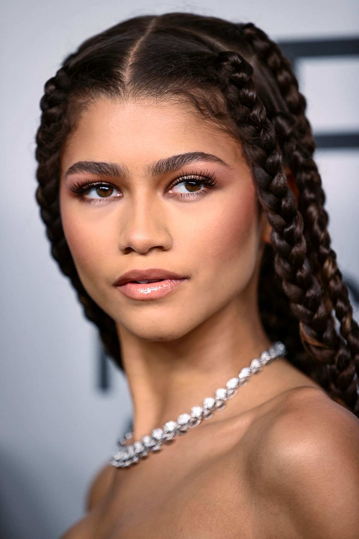 Зендая на церемонии вручения премии CFDA Fashion Awards 2021 в Нью-Йорке, 10 ноября 2021 г. Зендая на церемонии вручения премии CFDA Fashion Awards 2021