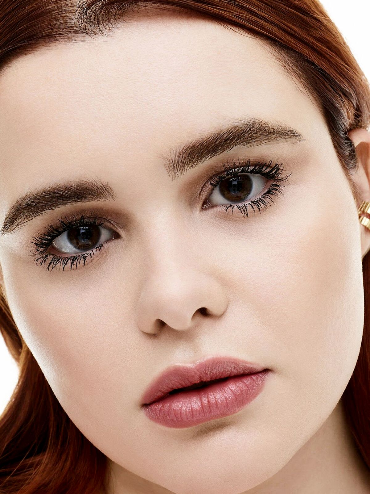 Звезда «Эйфории» Барби Феррейра — новый амбассадор YSL Beauty, фото 1