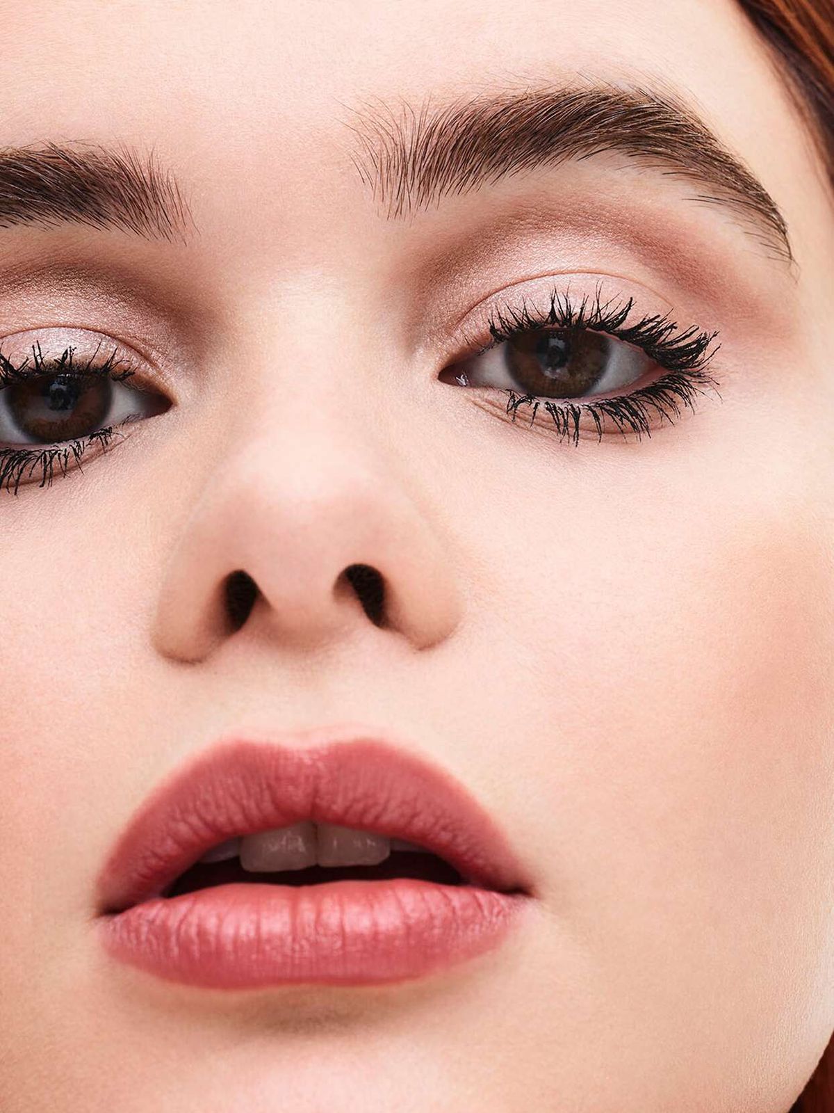 Звезда «Эйфории» Барби Феррейра — новый амбассадор YSL Beauty, фото 3