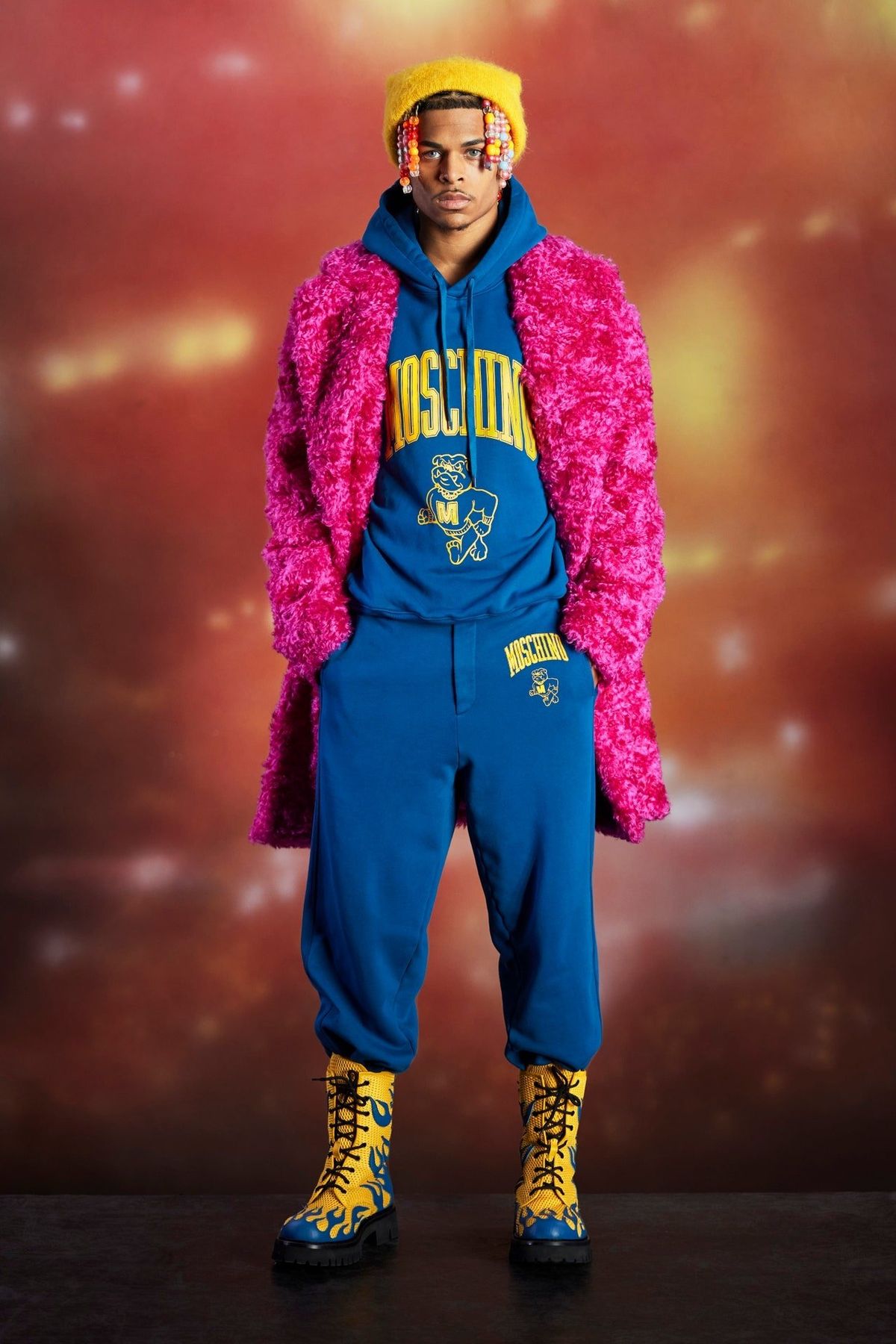 шоу Moschino Pre-Fall 2022 Moschino Pre-Fall 2022