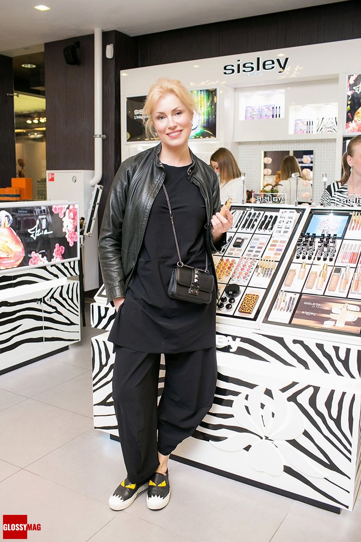 Мария Шукшина в корнере Sisley Paris на закрытом мероприятии Beauty CHOICE в Rivoli Perfumery в ТГ Модный сезон, 28 июня 2017 г., фото 2