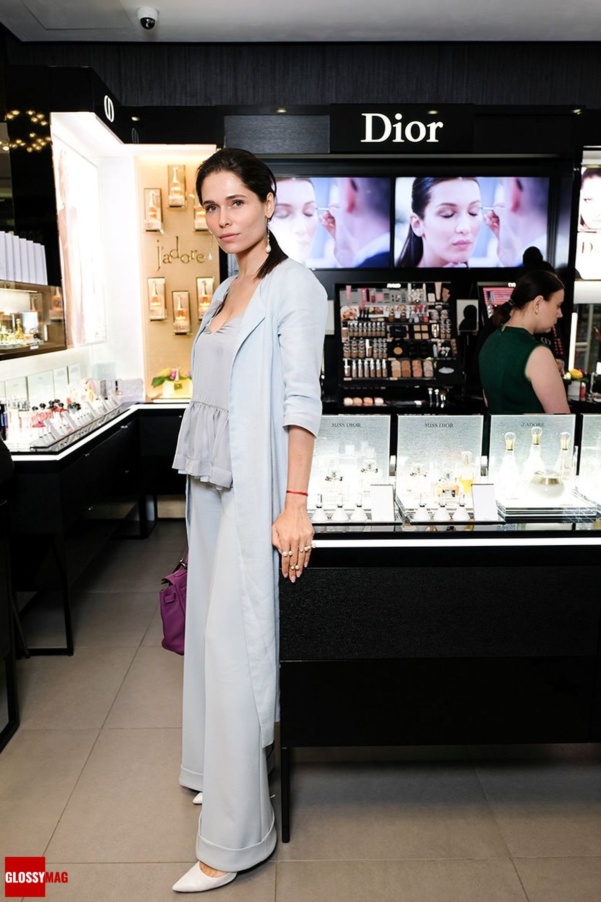 Полина Аскери в корнере Dior на закрытом мероприятии Beauty CHOICE в Rivoli Perfumery в ТГ Модный сезон, 28 июня 2017 г.