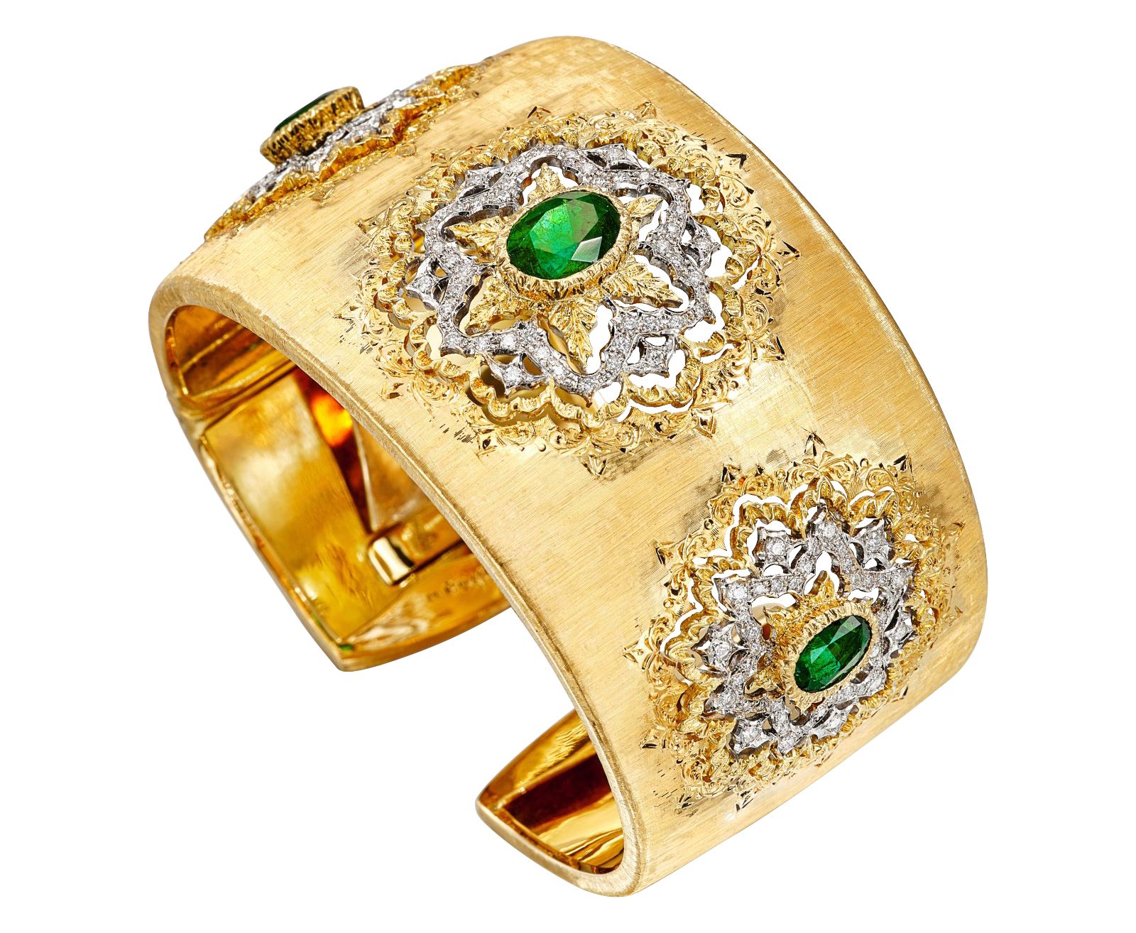 Buccellati, браслет с золотым кружевом Buccellati, браслет с золотым кружевом и тремя изумрудами