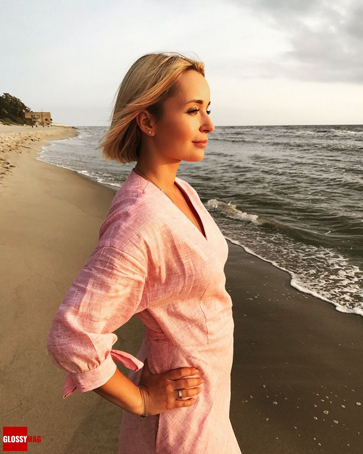 Поля Полякова: «Пусть в Новом году удача для вас будет такой же верной и преданной спутницей, как и сам символ 2018 года — собака», фото 4 Интервью Виктора Гостищева с Полей Поляковой, фото 4