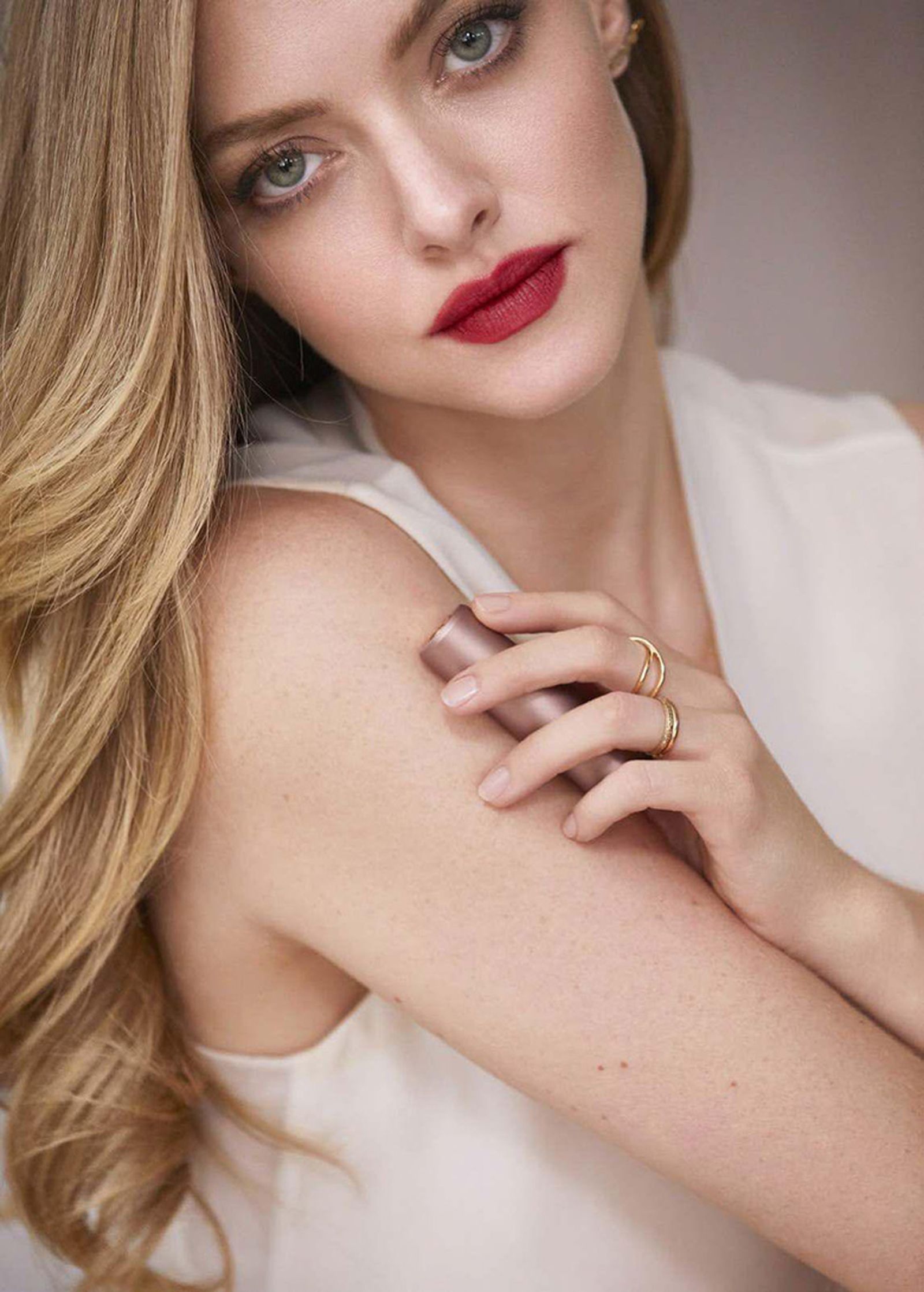 Аманда Сейфрид открывает L’Absolu Rouge Intimatte от Lancôme, фото 1