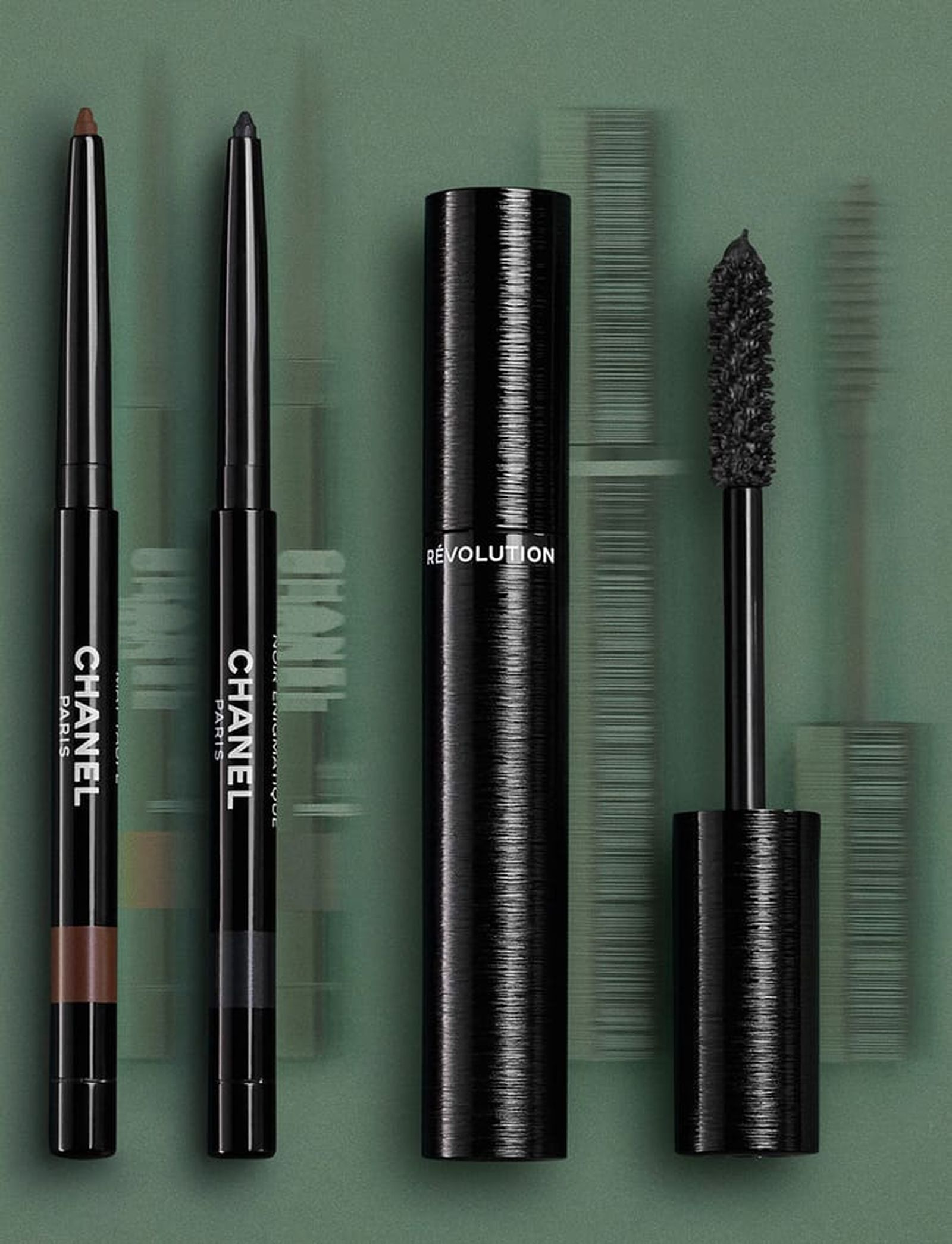 Chanel Stylo Yeux Waterproof, оттенки: 32 Mat Taupe, 944 Noir Énigmatique, Le Volume Révolution De Chanel, оттенок 91 Volcan