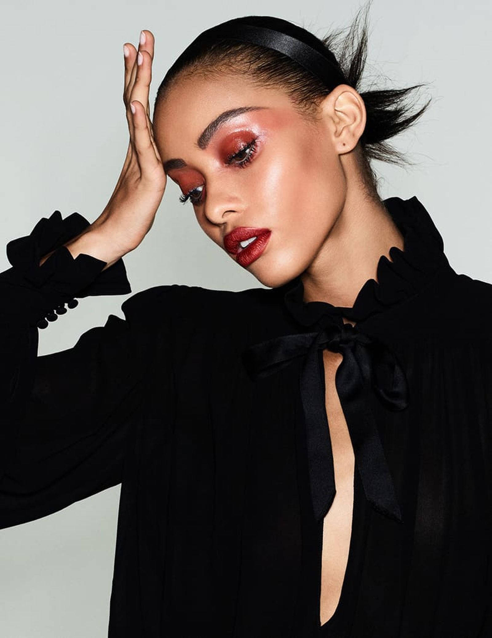 Самил Берманнелли в фотосесии Бена Хассетта для Vogue Paris, фото 4