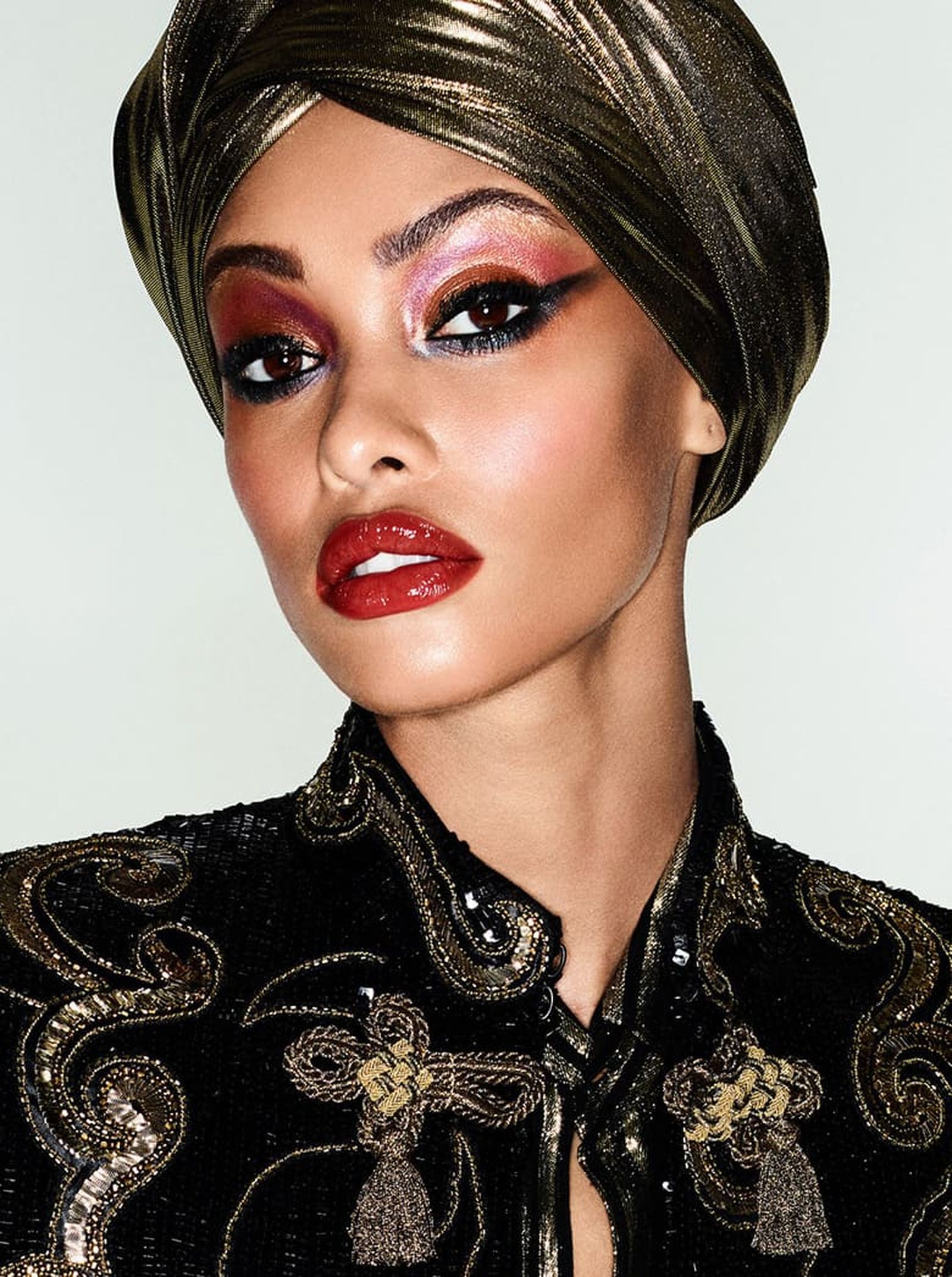 Самил Берманнелли в фотосесии Бена Хассетта для Vogue Paris, фото 5