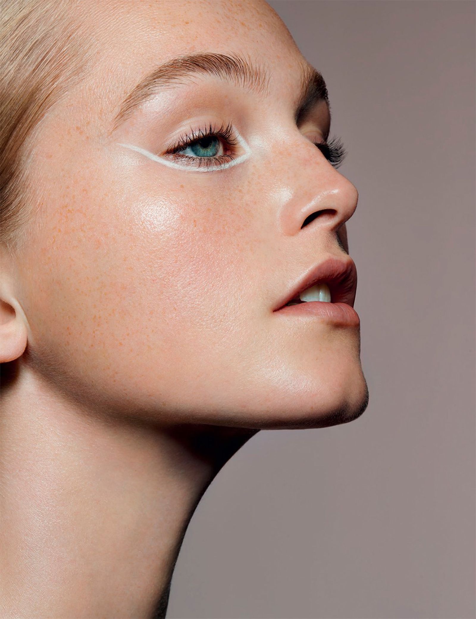 Джин Кэмпбелл в фотосерии Лиз Коллинс для Vogue Germany, фото 3