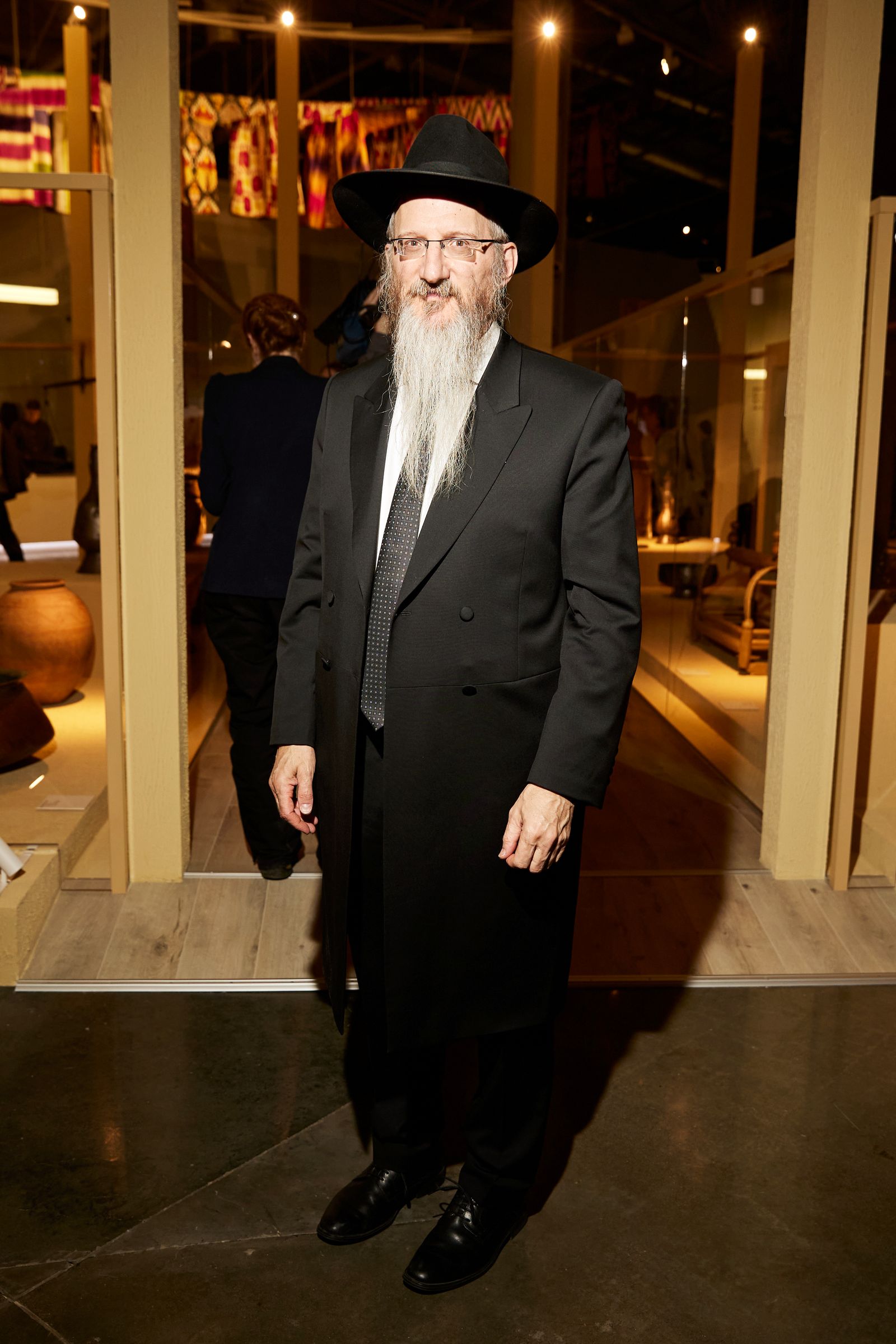 Берл Лазар на открытии выставки «Бухарские евреи: на перекрестке цивилизаций», 2 марта 2023 г.