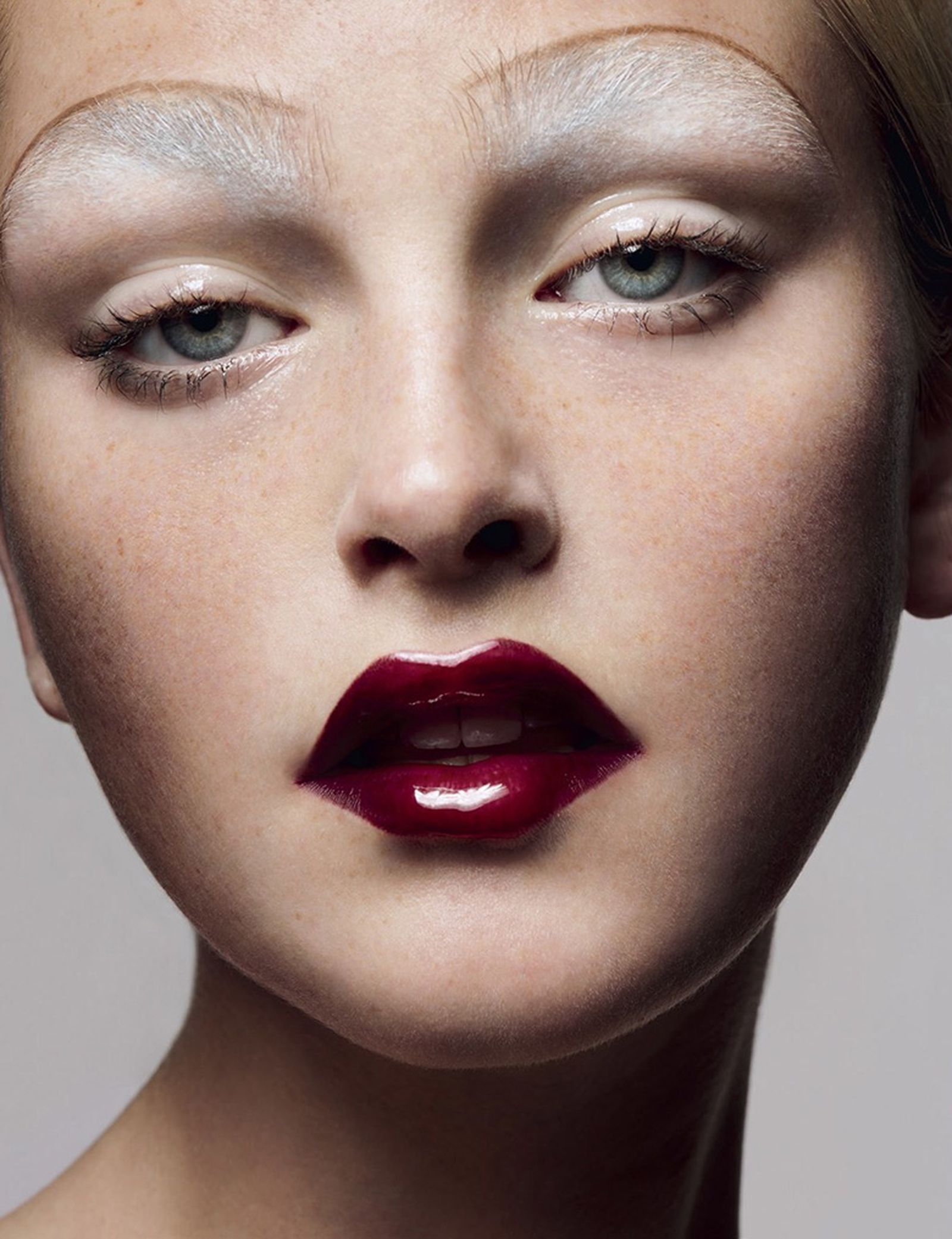 Джин Кэмпбелл в фотосерии Лиз Коллинс для Vogue Germany, фото 1
