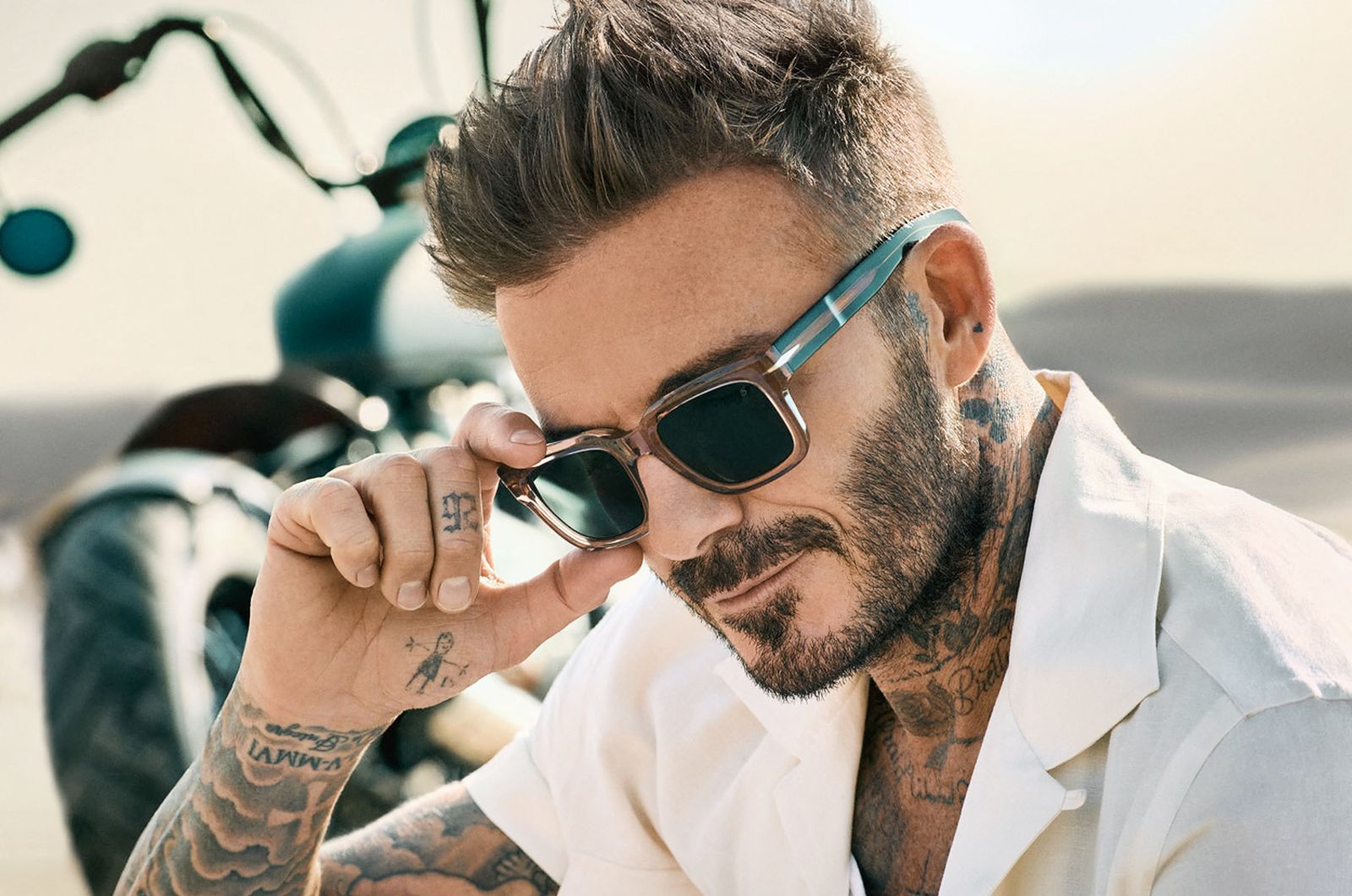 Дэвид Бекхэм представил коллекцию очков David Beckham Весна/Лето 2023, фото 5