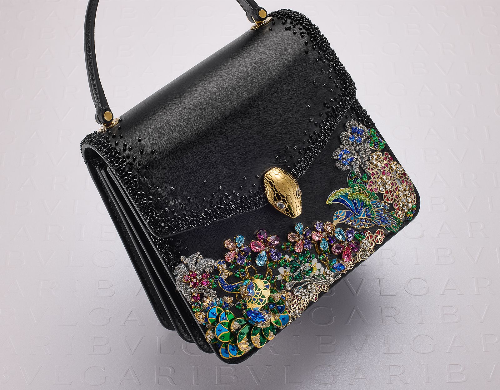 Сумка Serpenti Midnight Garden Mary Katrantzou x Bvlgari Сумка Serpenti Midnight Garden от Mary Katrantzou x Bvlgari