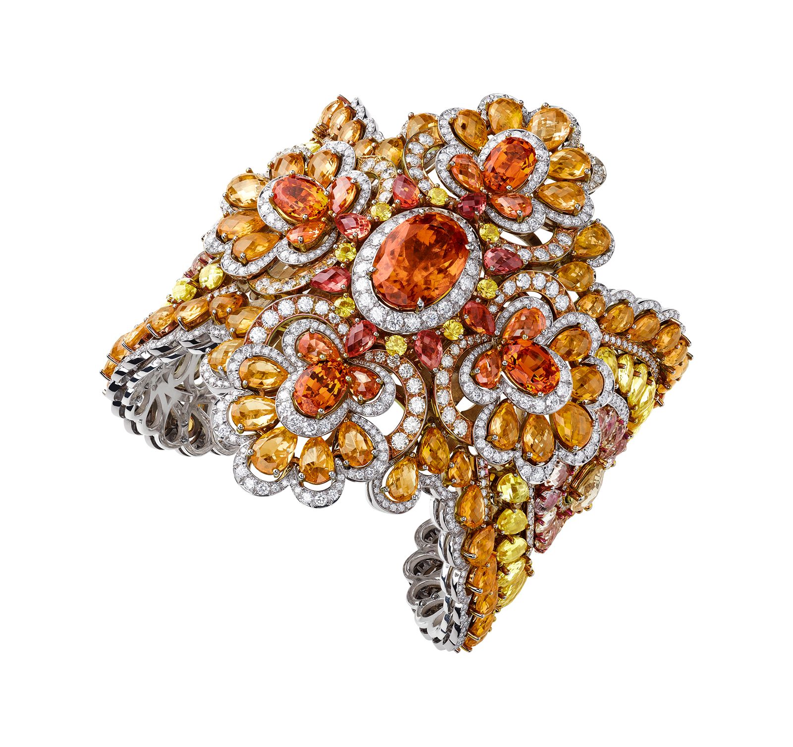 Браслет-манжета Chopard Red Carpet 2023 из 18-каратного белого «этичного» золота