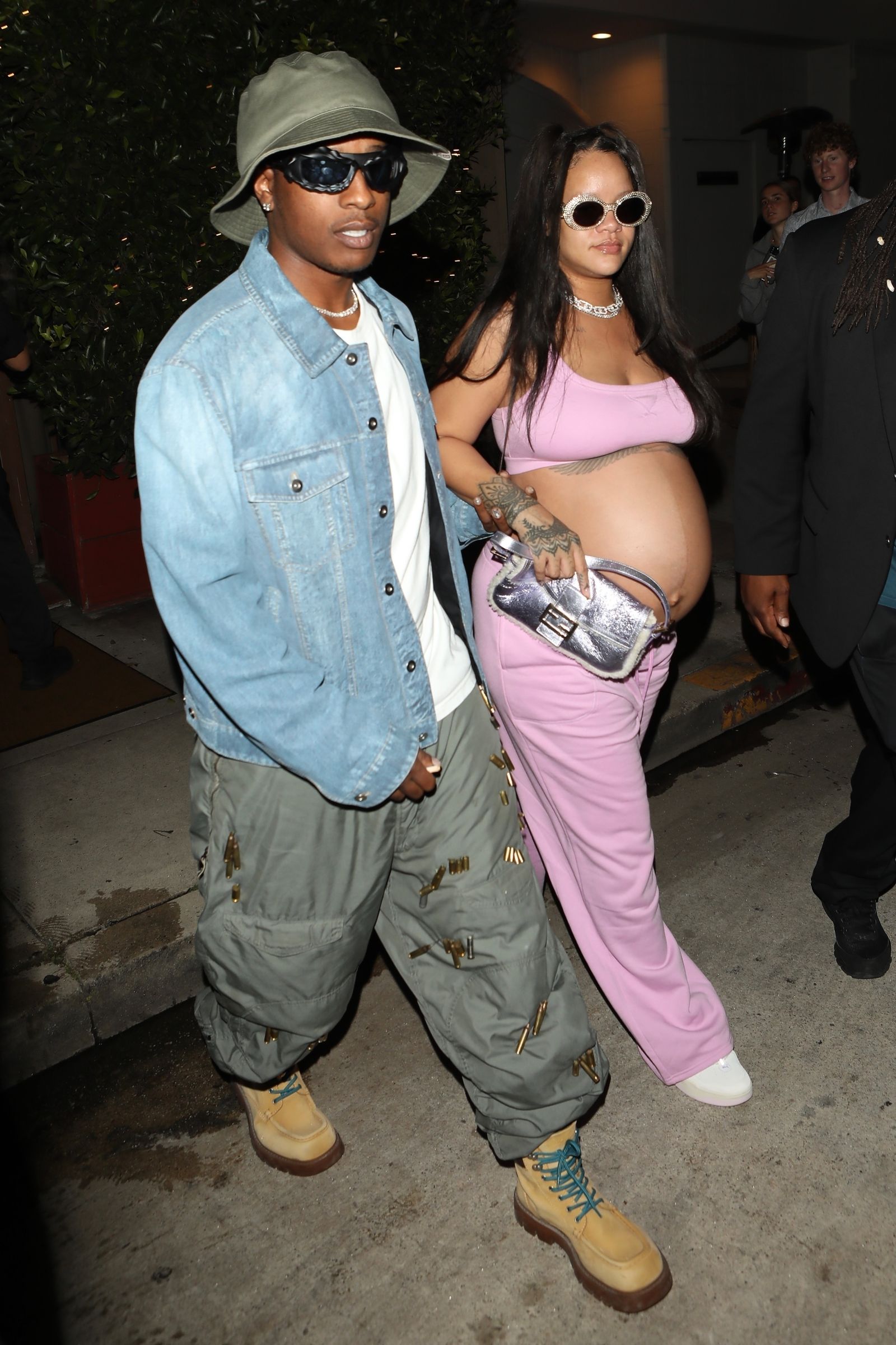Рианна и A$AP Rocky выходят из ресторана Giorgio Baldi в Санта-Монике, фото 1