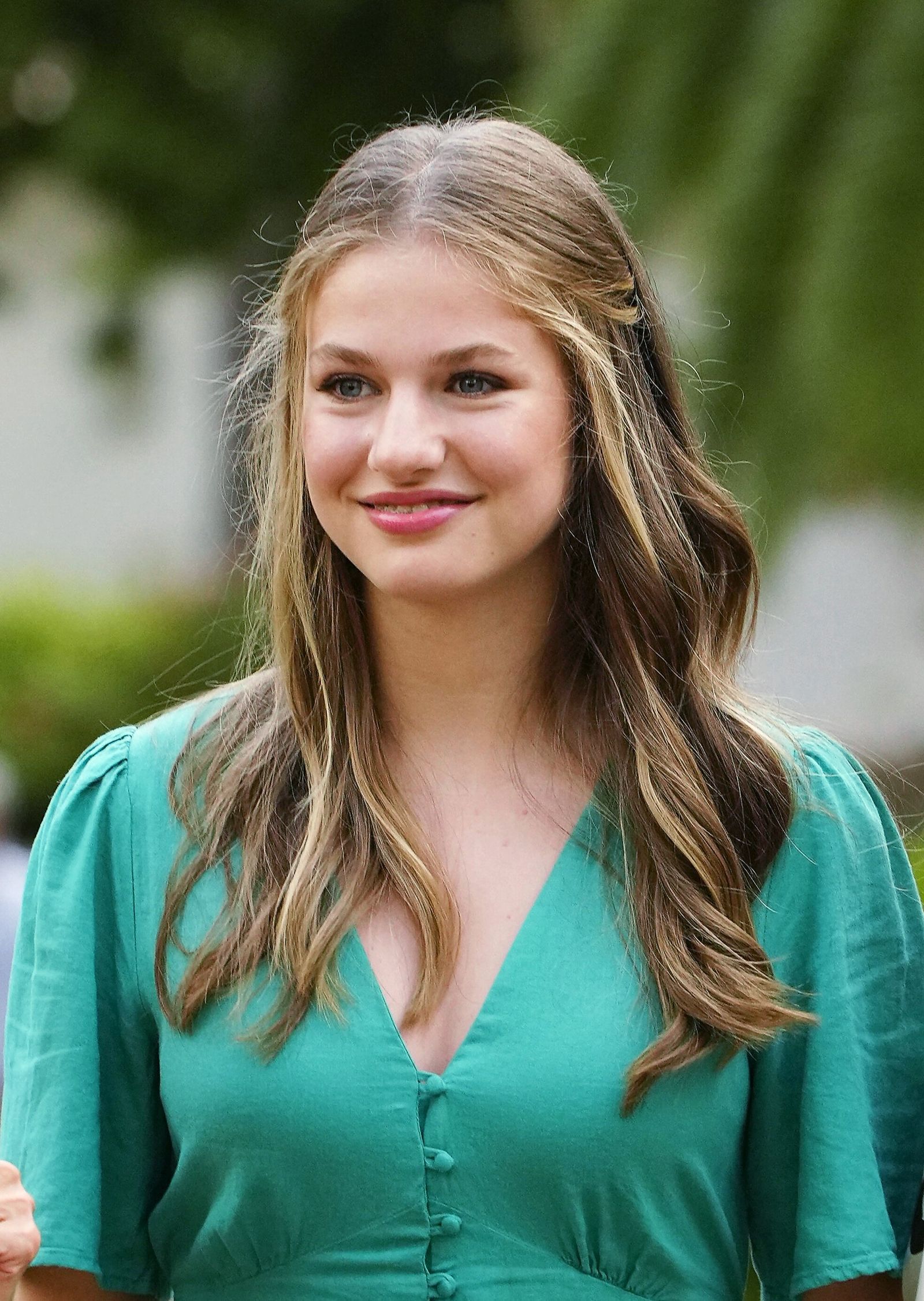 Инфанта Леонор, принцесса Астурийская, в садах Альфабия, 31 июля 2023 г., фото 1