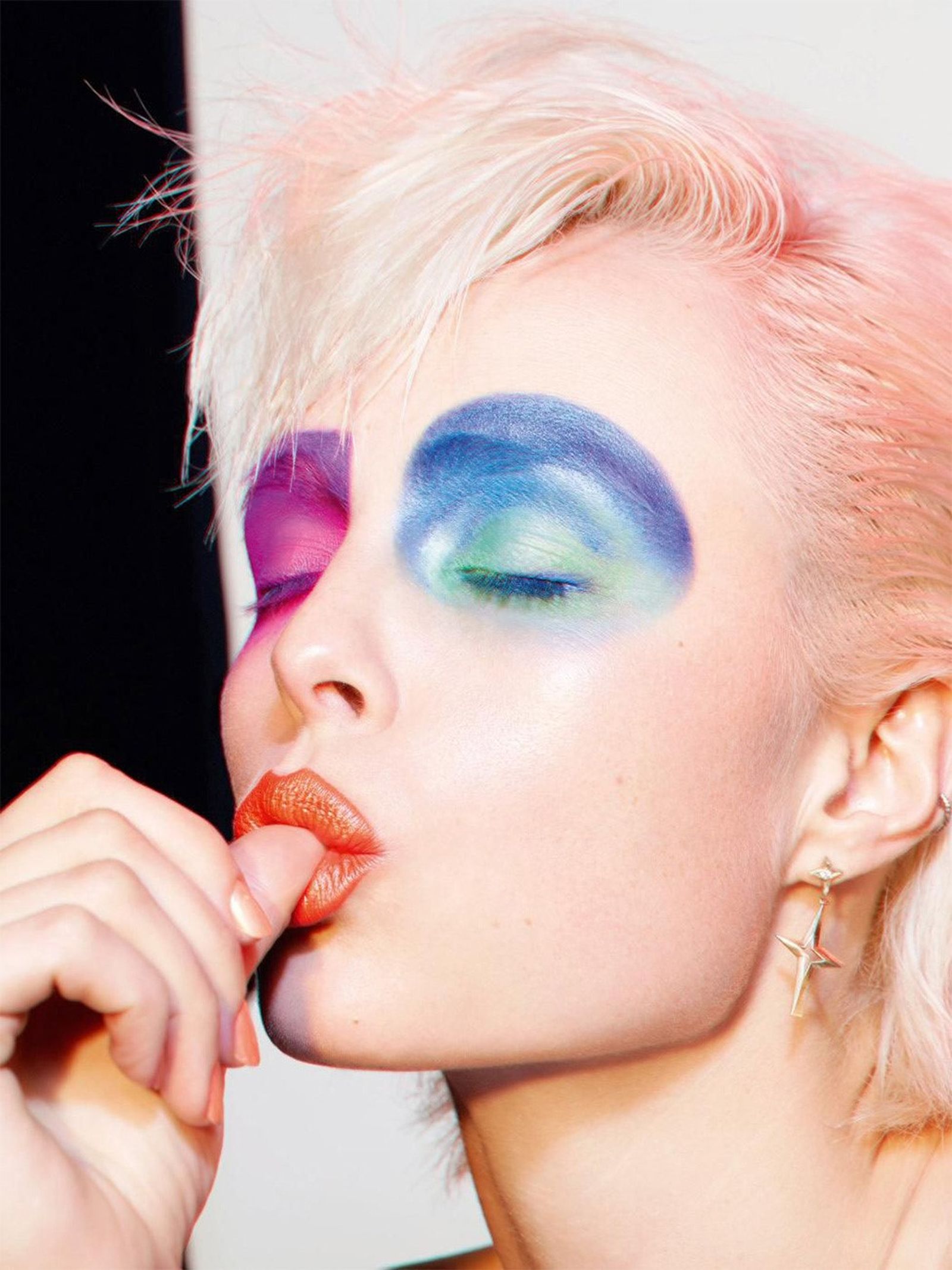 Фотосерия «A Fleur De Peau» Дэвида Симса (David Sims) для Vogue Paris, фото 5