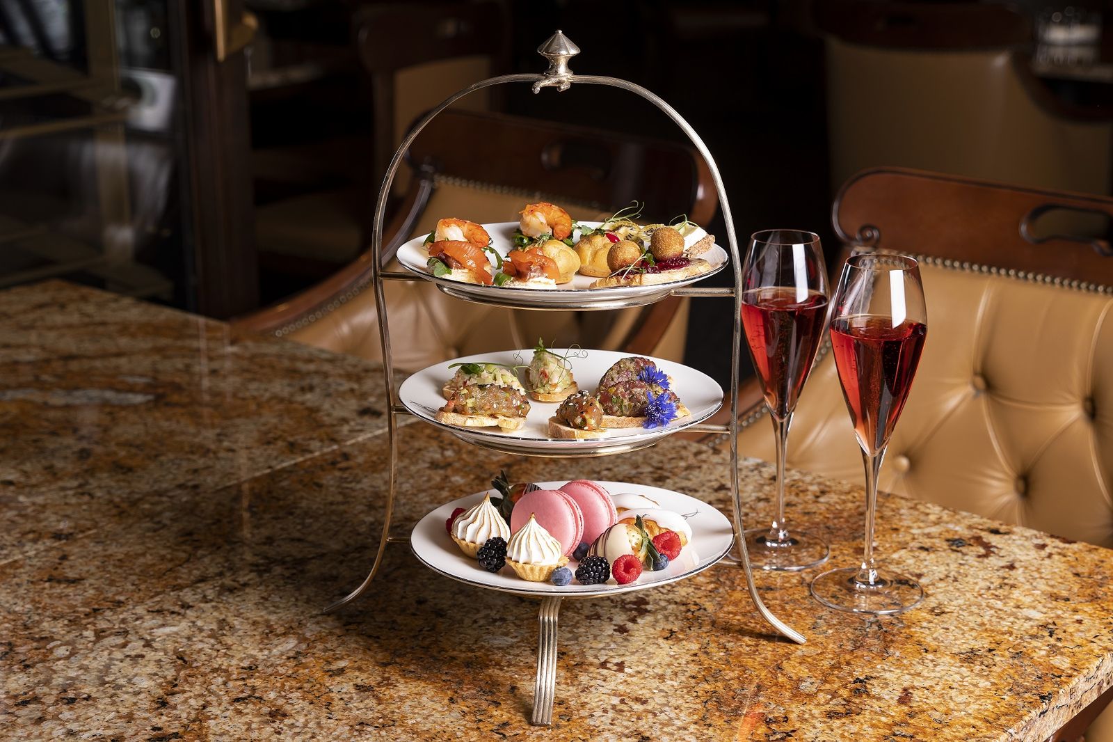 Специальное предложение и меню от Балчуг Кемпински в День влюбленных 2024 День влюбленных 2024 в Балчуг Кемпински Москва, фото 4