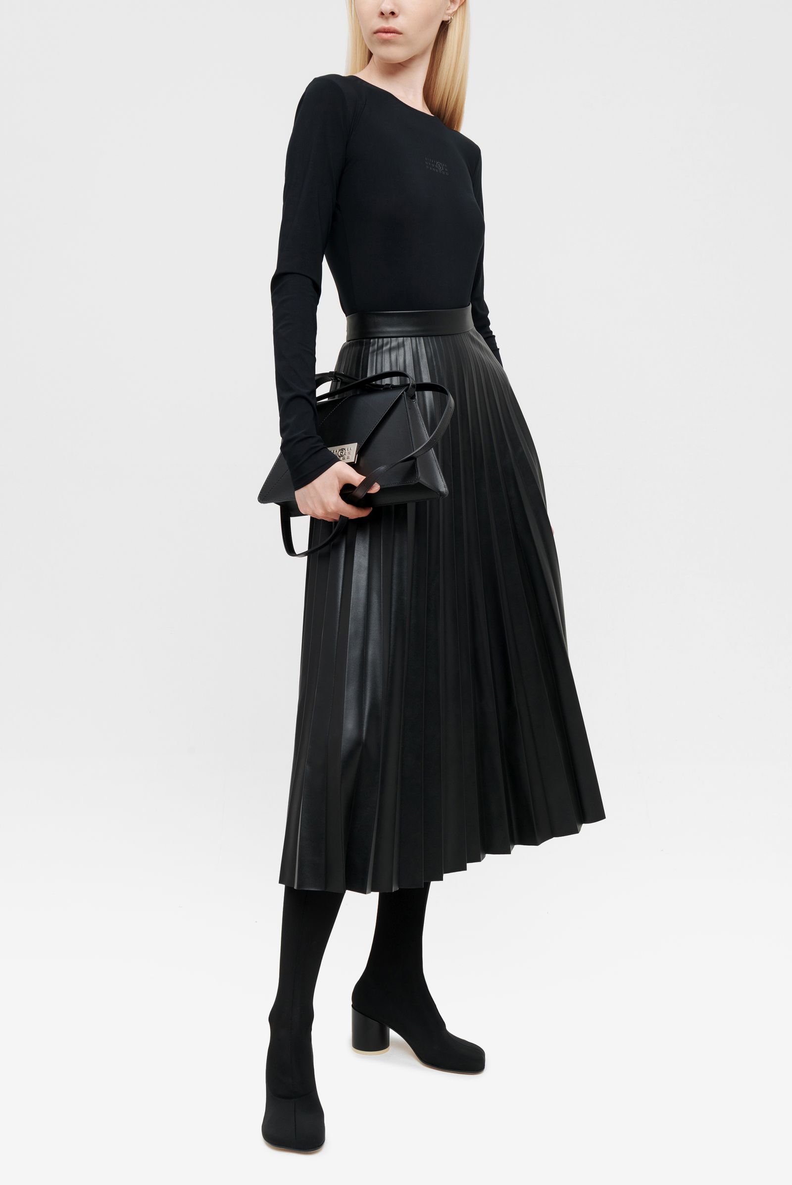 Тенденции 2024/25: юбка MM6 Maison Margiela