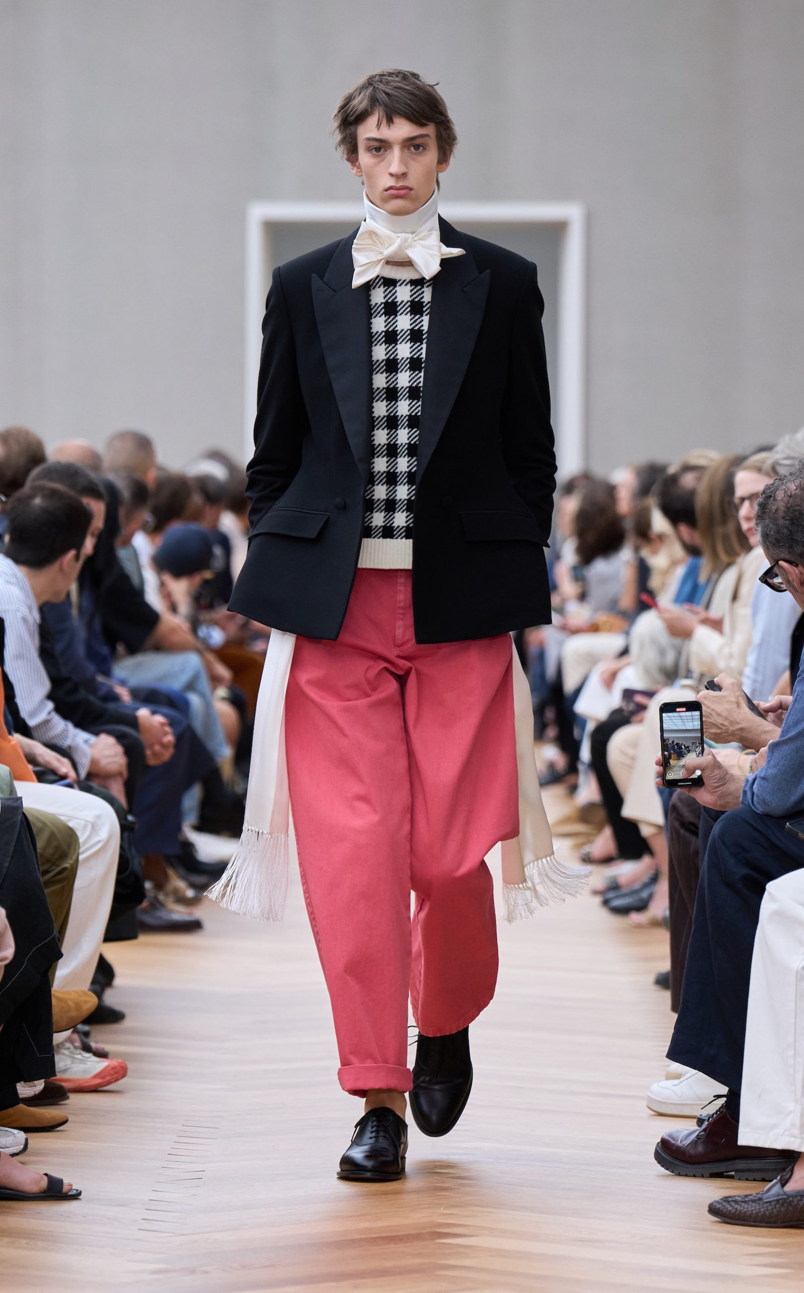 Мужская коллекция Dior Весна/Лето 2026, фото 2 Тенденции мужской моды сезона Весна/Лето 2026: Dior