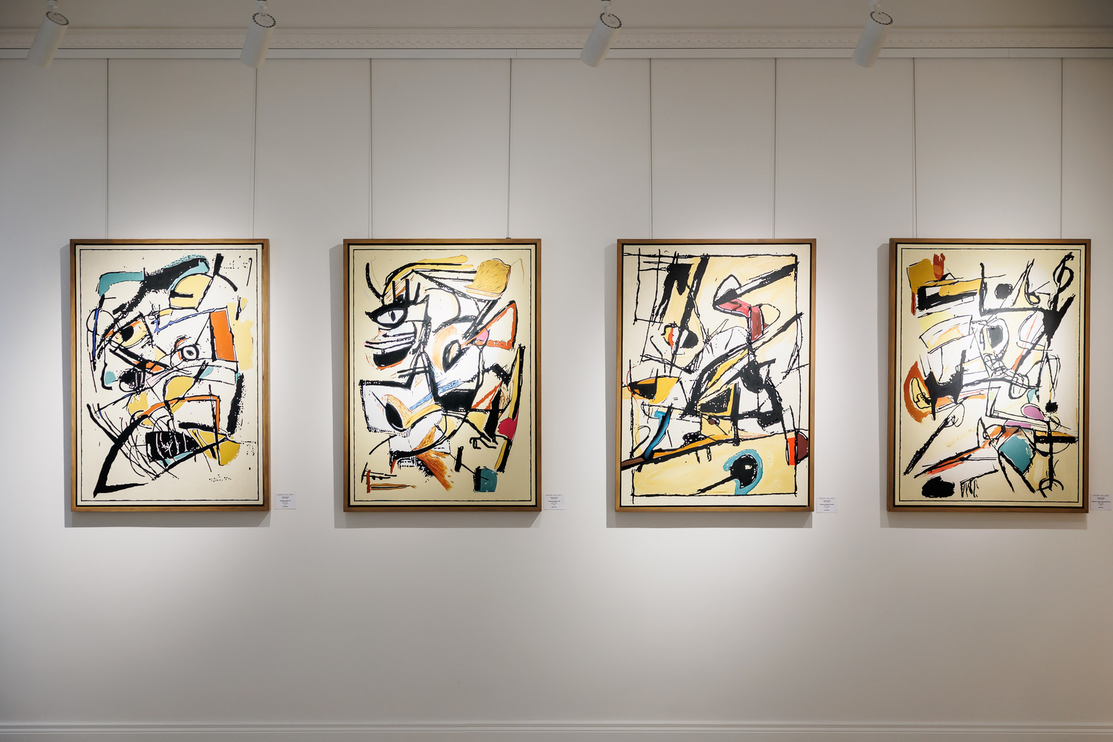 Выставка «Собранные миры» в Askeri Gallery в Москве