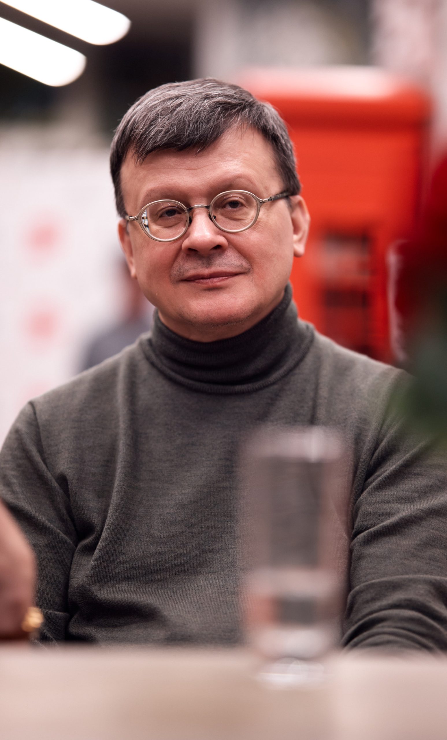 Архитектор Дмитрий Букач на мероприятии интерьерного салона LIVING