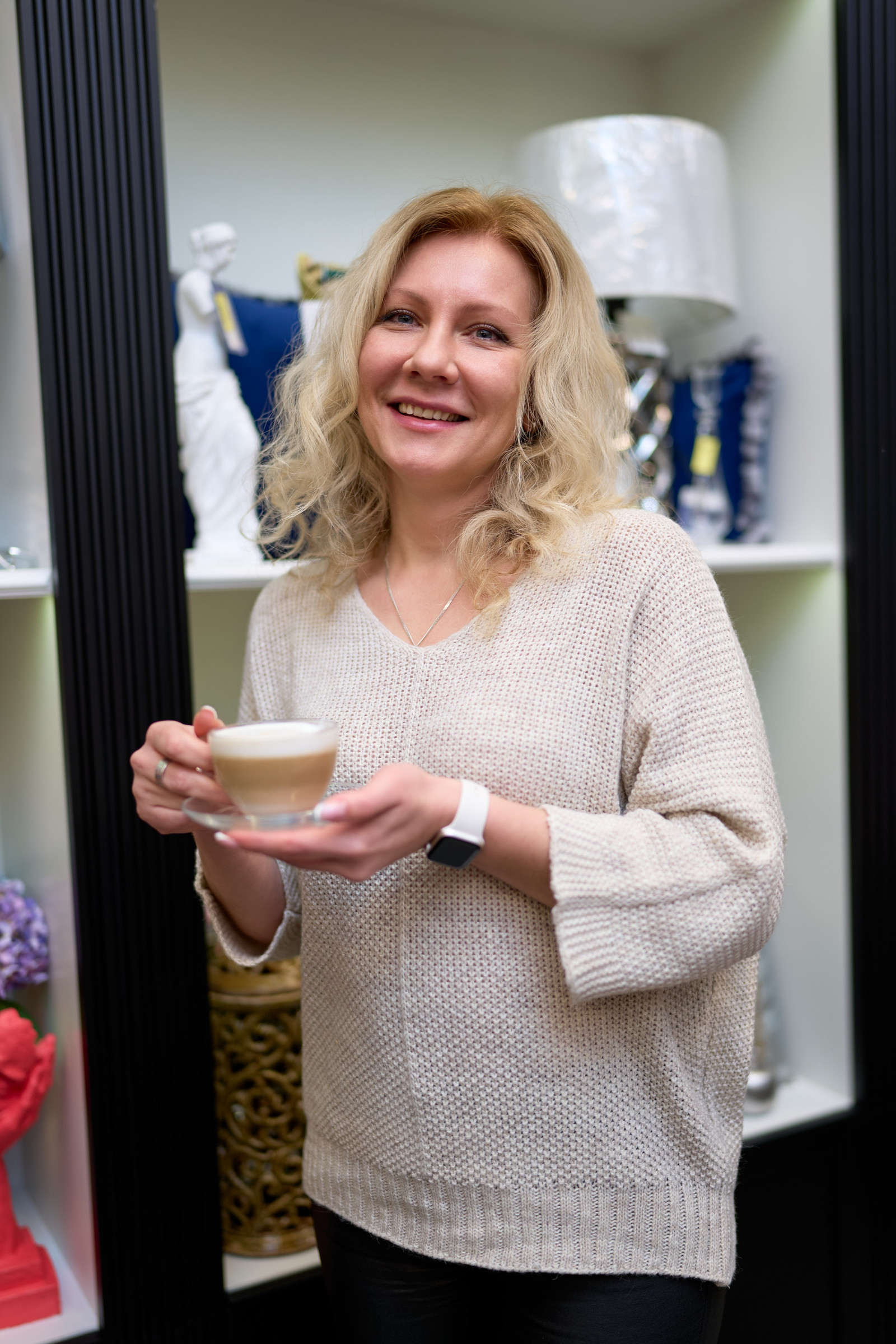 Дизайнер Анна Тихонова на мероприятии интерьерного салона LIVING