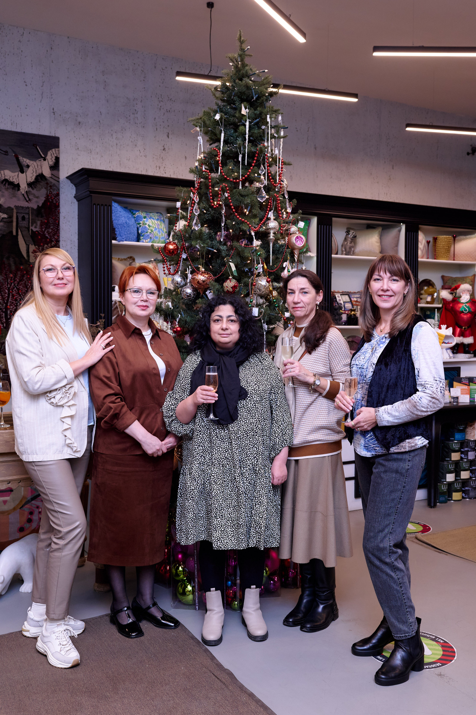 Гости мероприятия интерьерного салона LIVING, фото