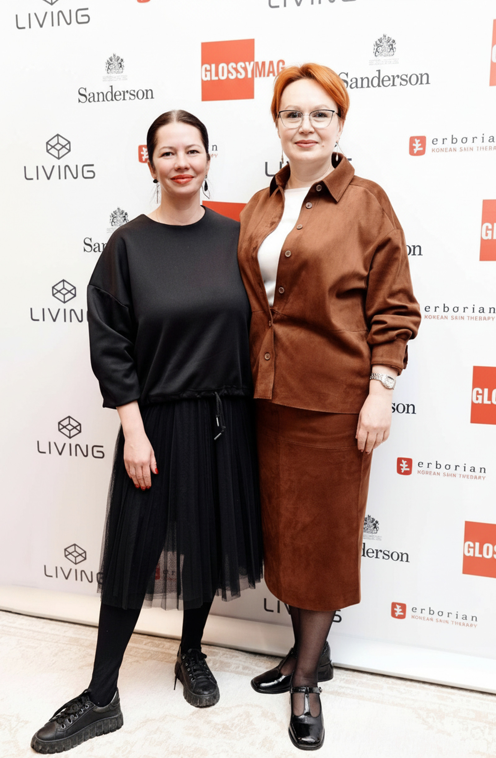 Дизайнер-декоратор Ольга Астафьева и Анжела Севостьянова на мероприятии интерьерного салона LIVING